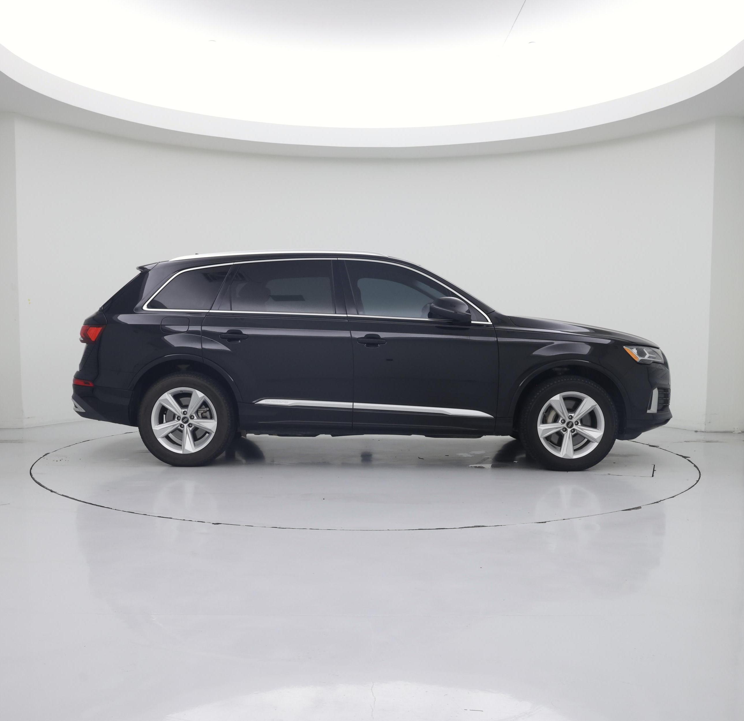 Thumbnail: 2023 Audi Q7 - 7