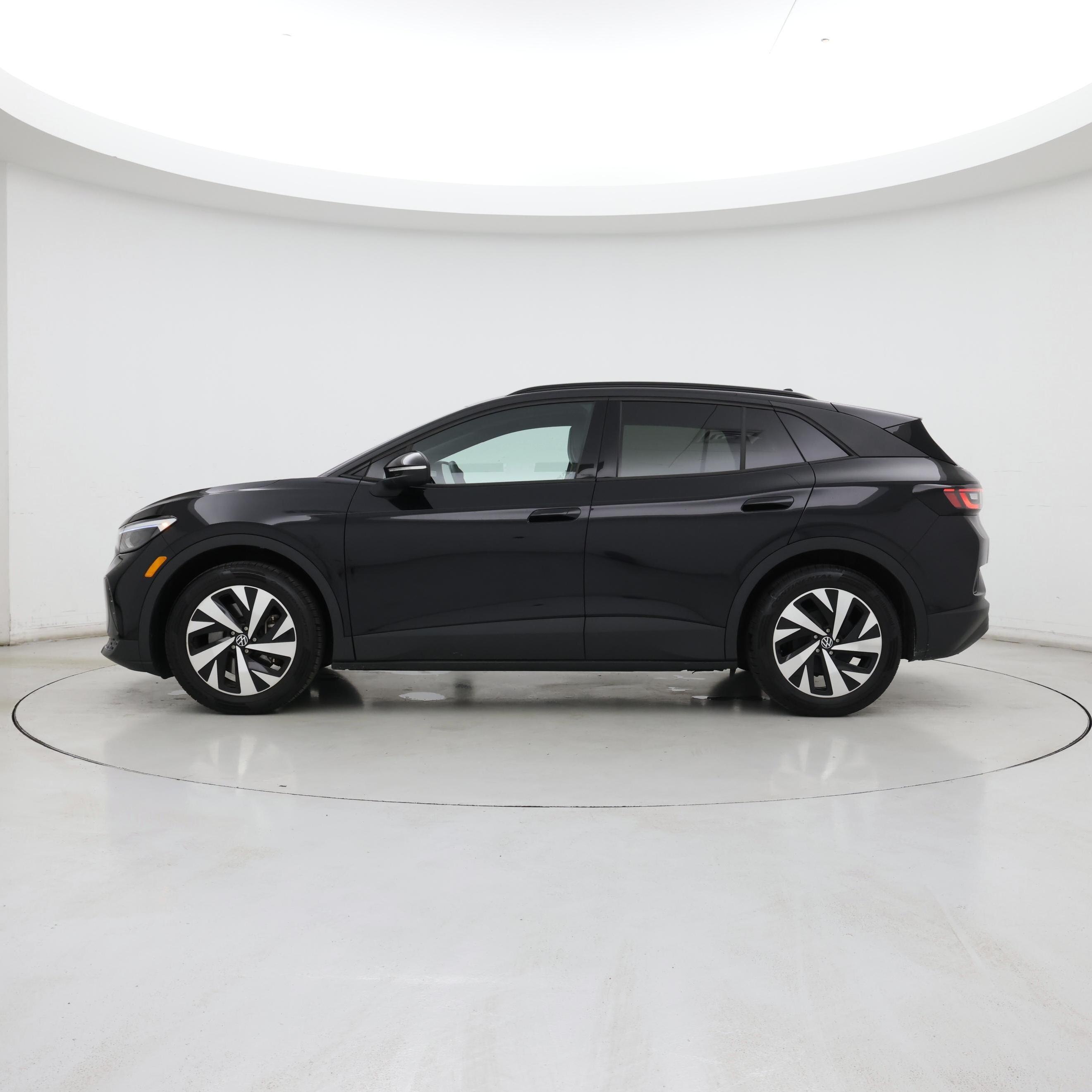 Thumbnail: 2023 Volkswagen ID.4 - 3