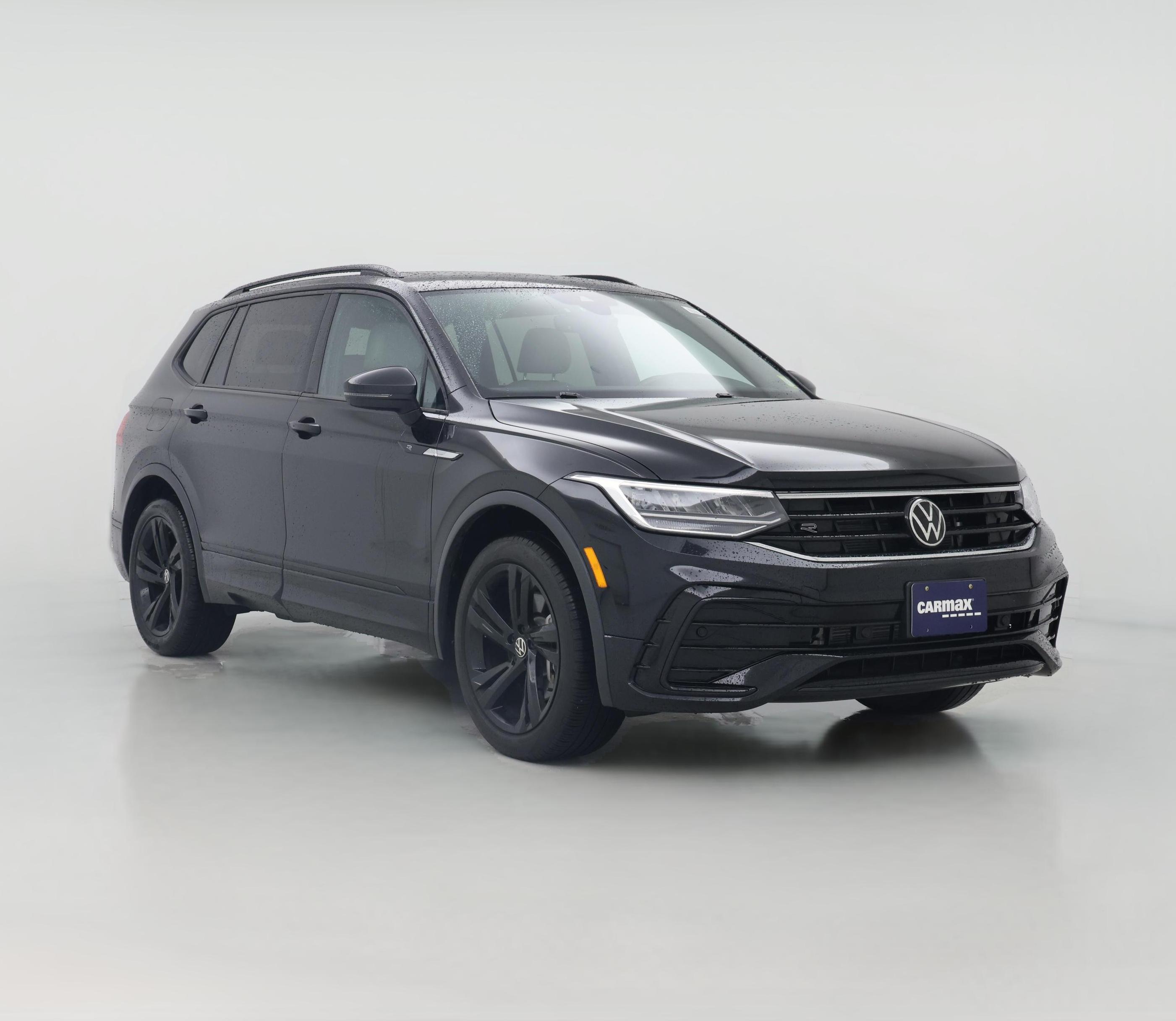 Thumbnail: 2023 Volkswagen Tiguan - 1