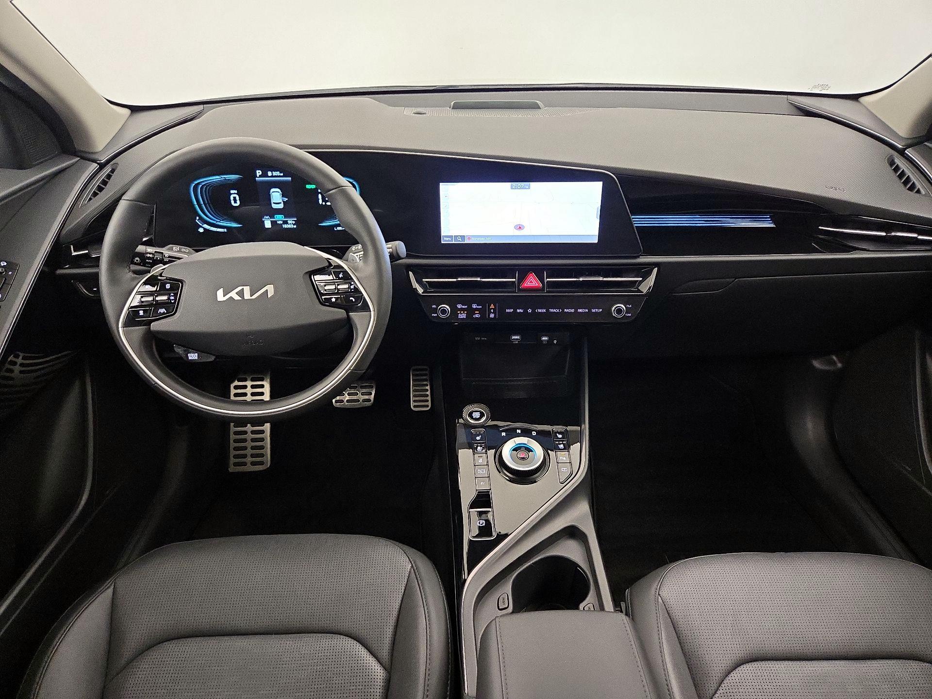 Thumbnail: 2023 Kia Niro - 9