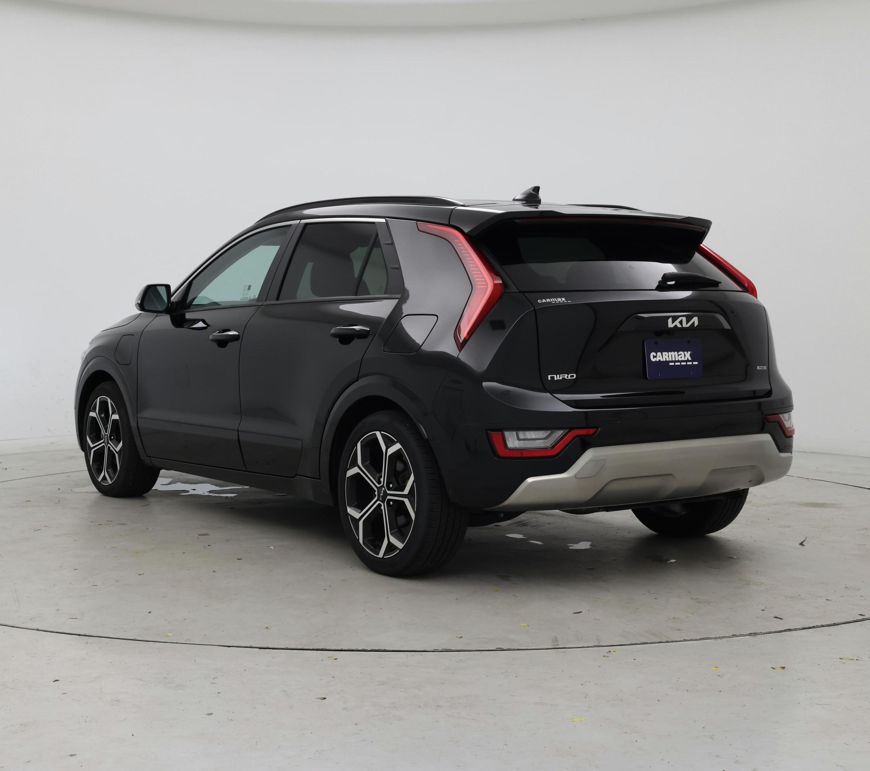 Thumbnail: 2023 Kia Niro - 2