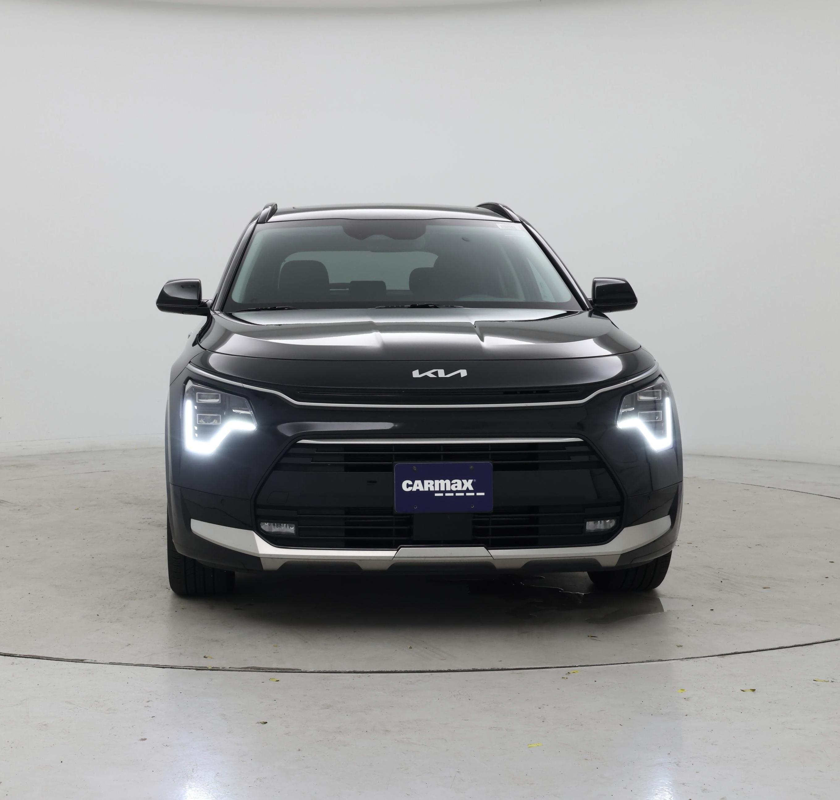 Thumbnail: 2023 Kia Niro - 5