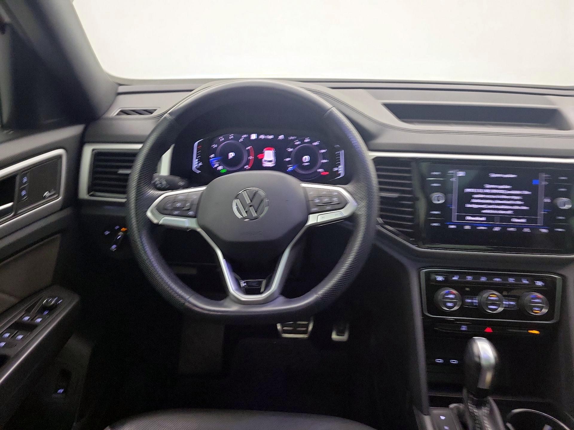 Thumbnail: 2023 Volkswagen Atlas - 10