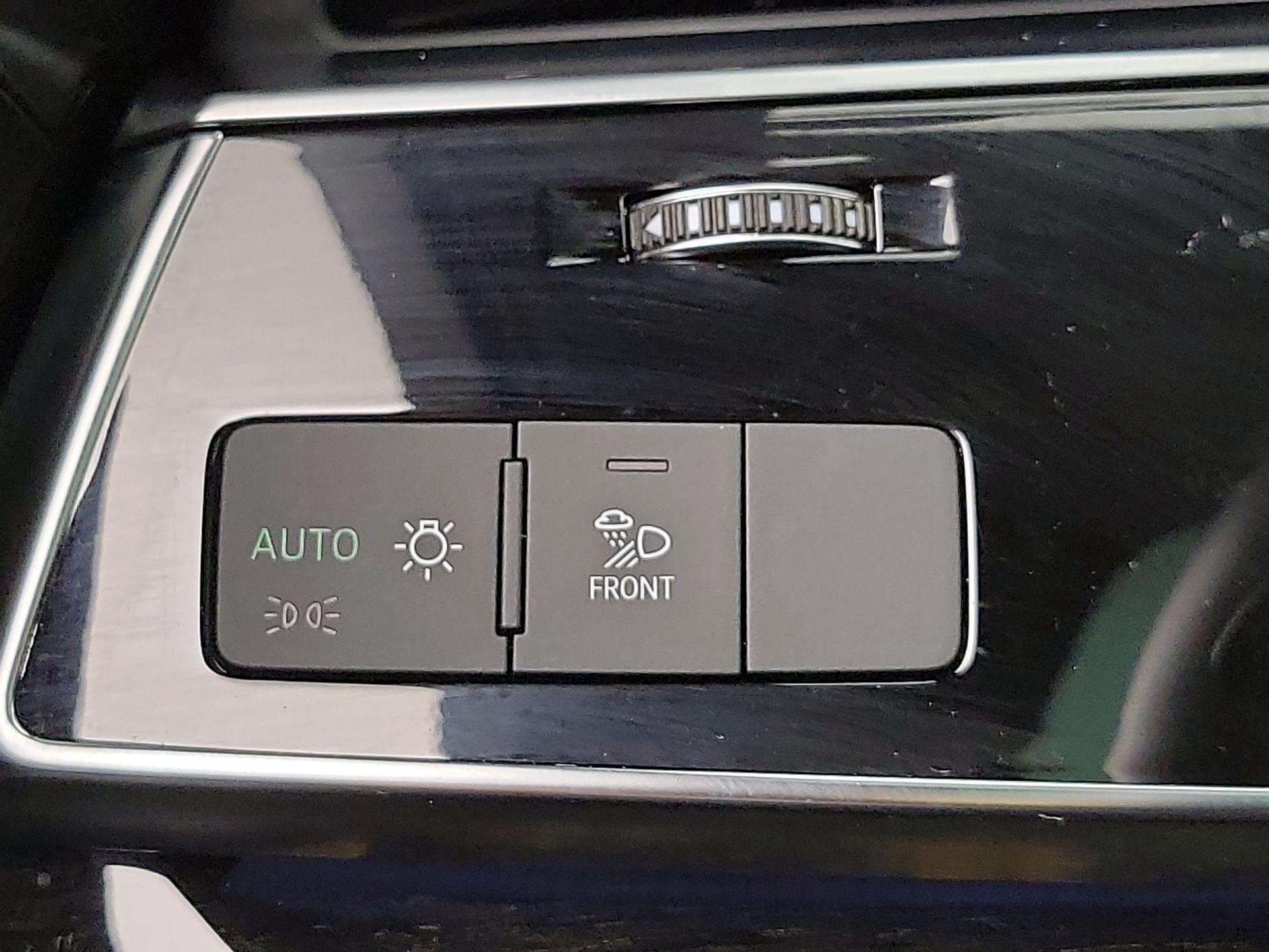 Thumbnail: 2023 Audi Q7 - 13
