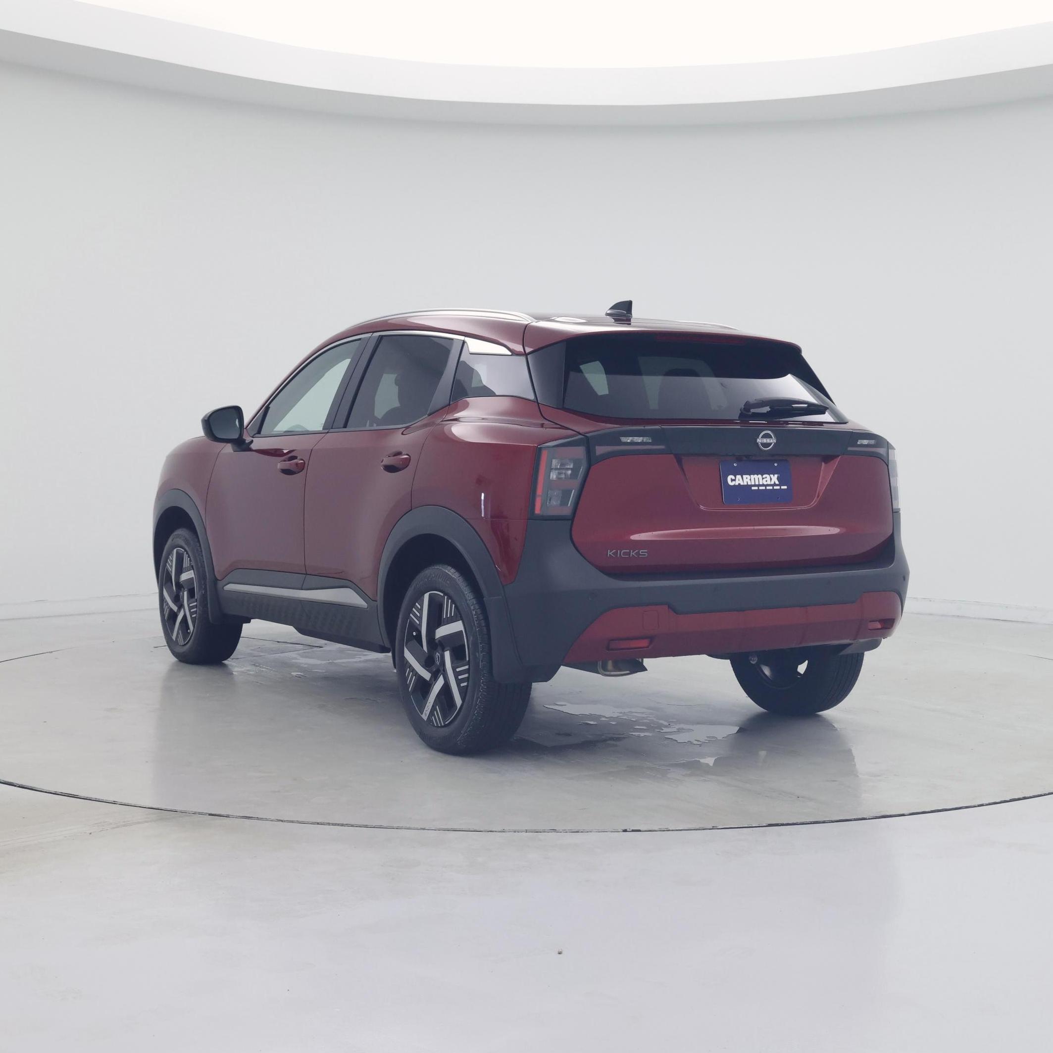 Thumbnail: 2026 Nissan Kicks - 2