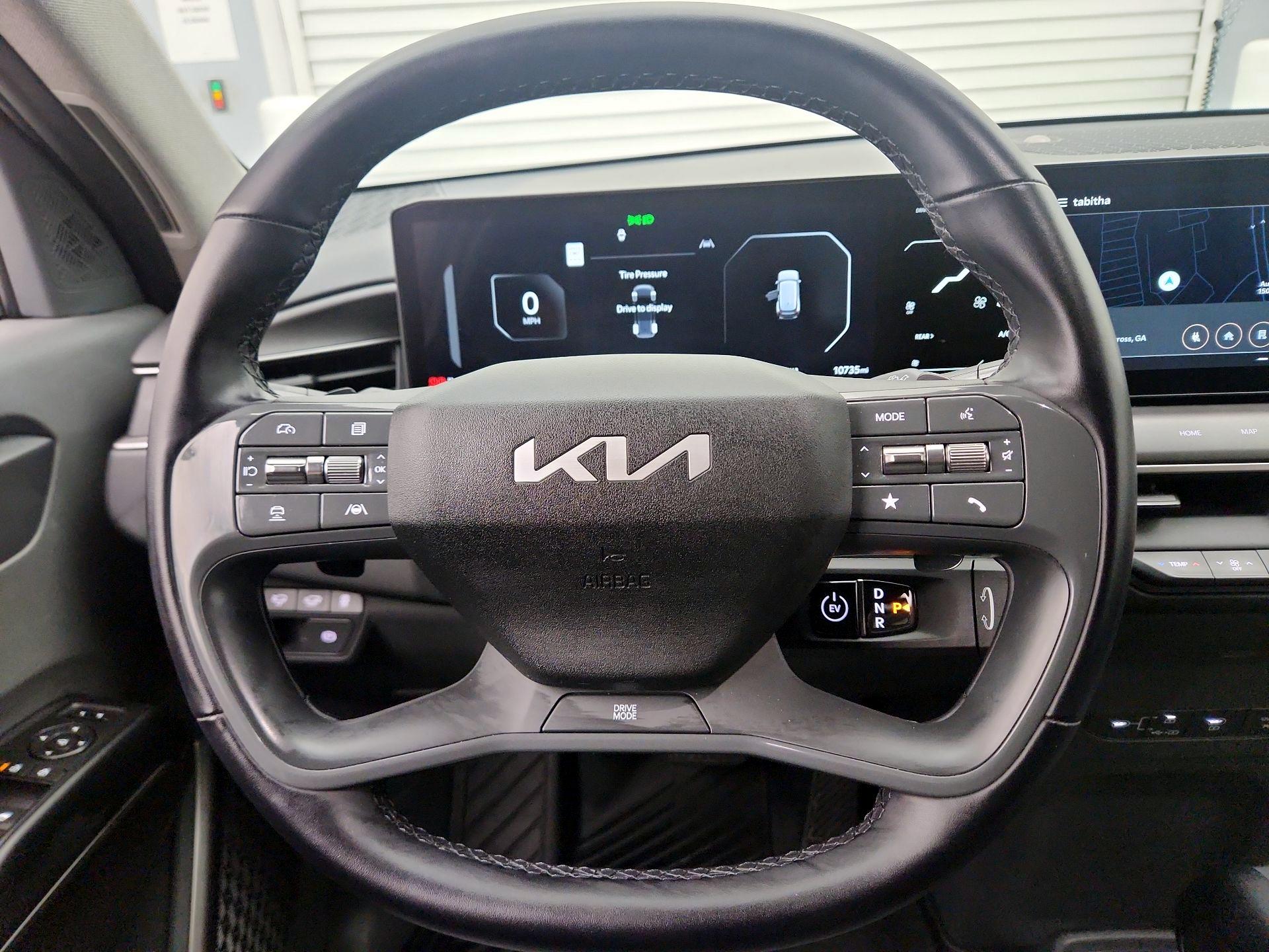 Thumbnail: 2024 Kia EV9 - 10