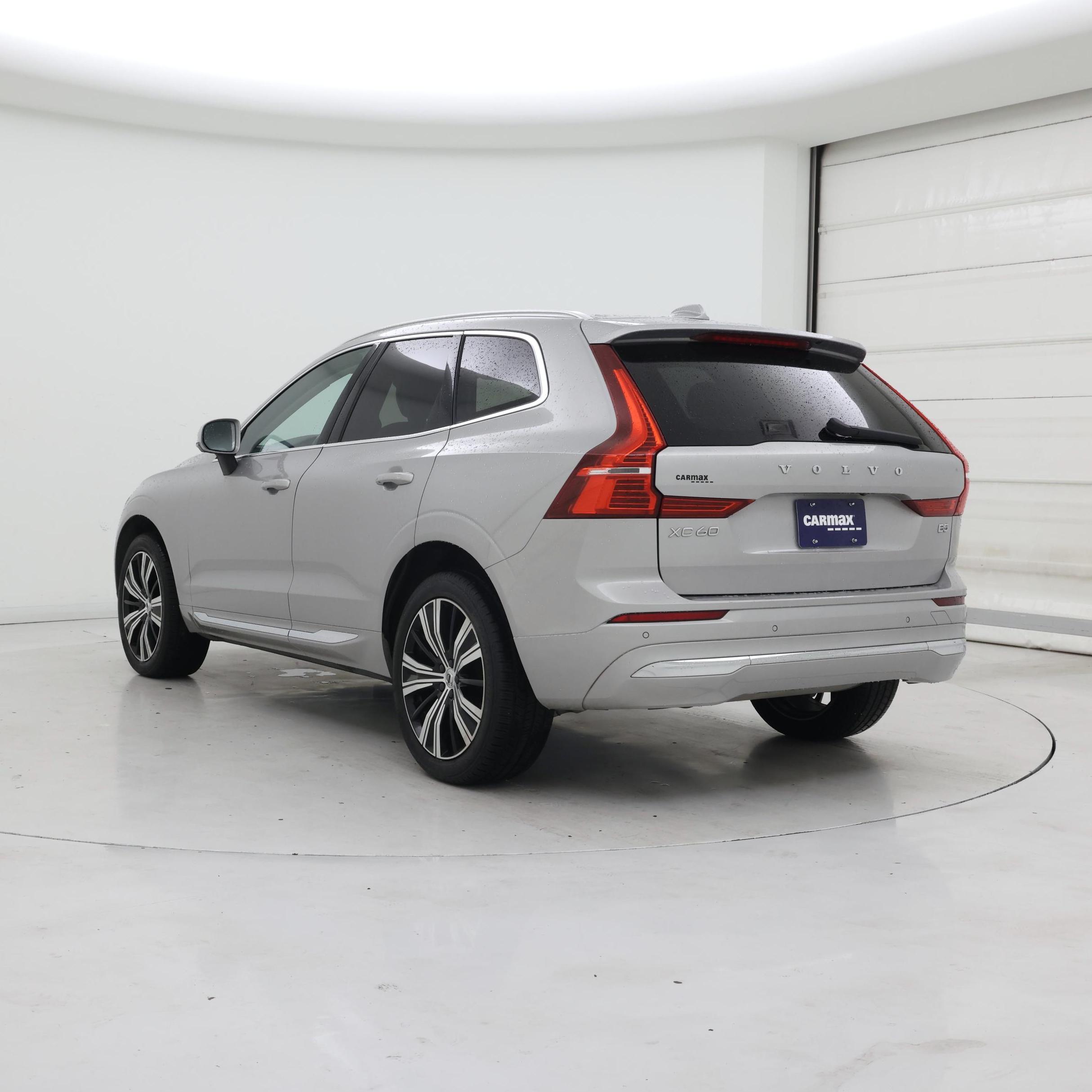 Thumbnail: 2022 Volvo XC60 - 2