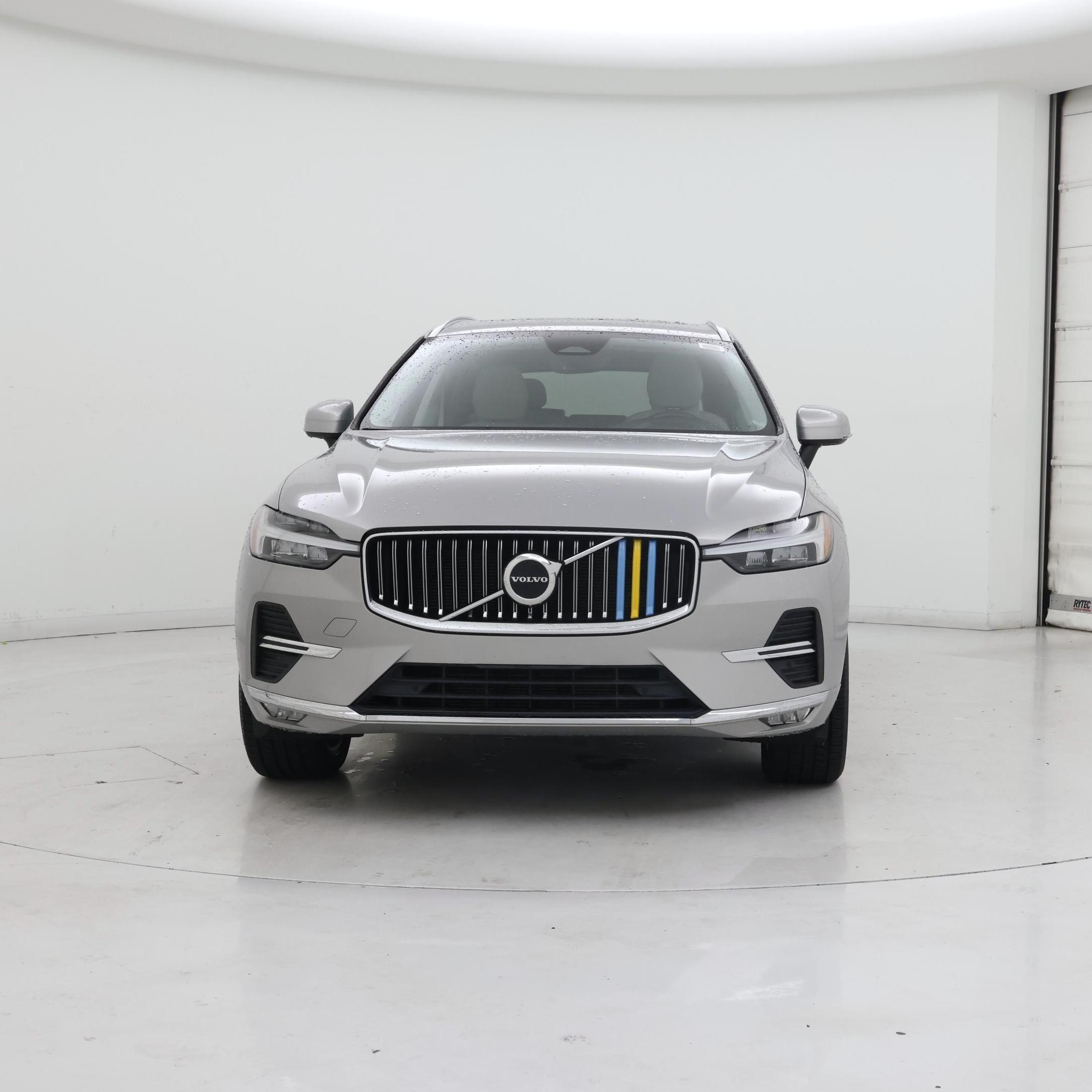Thumbnail: 2022 Volvo XC60 - 5