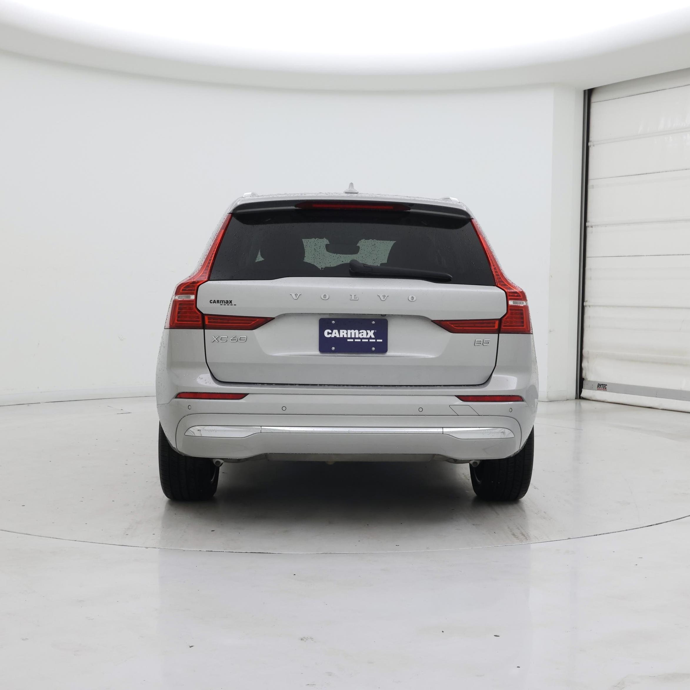 Thumbnail: 2022 Volvo XC60 - 6