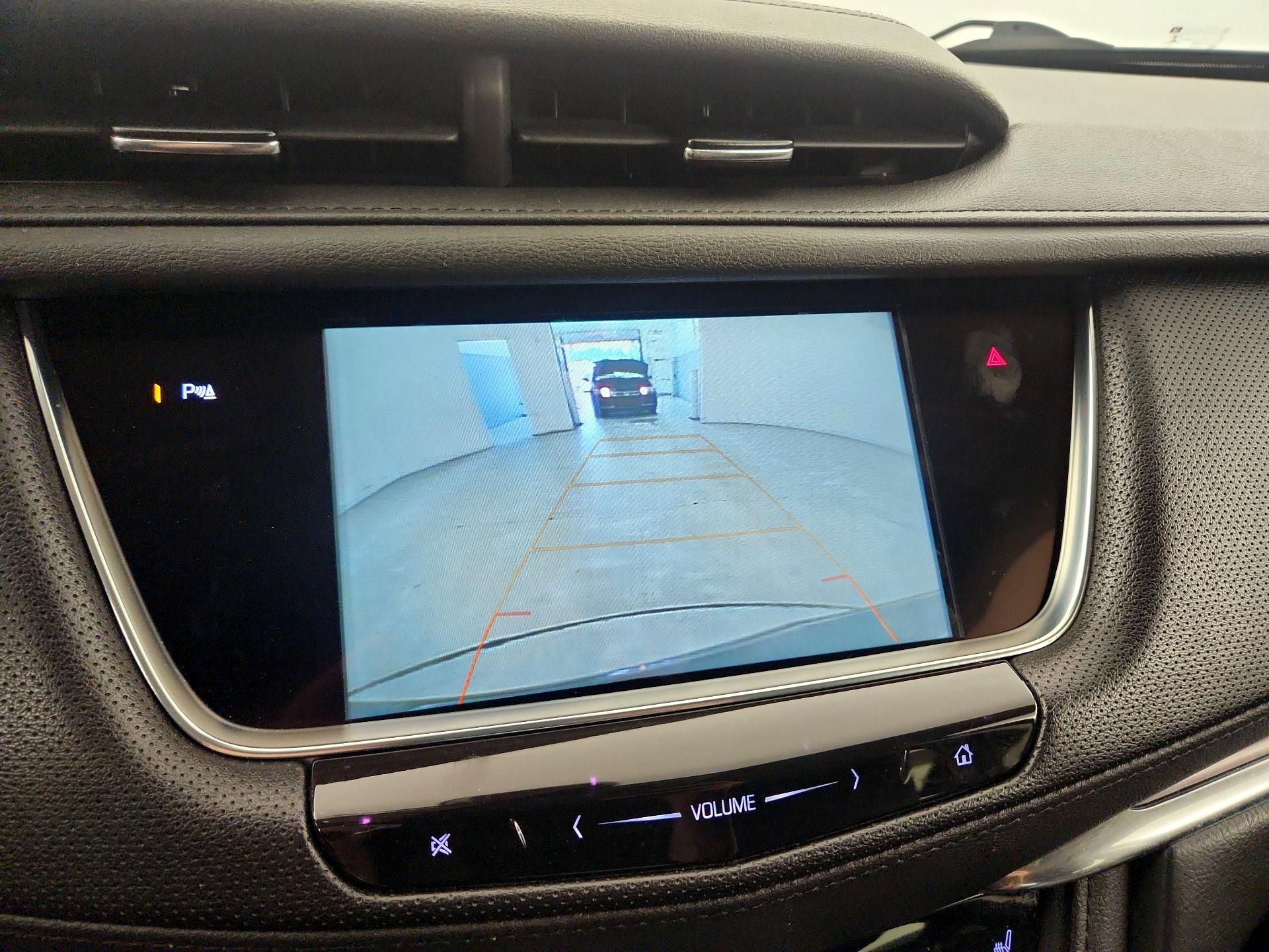 Thumbnail: 2019 Cadillac XT5 - 14