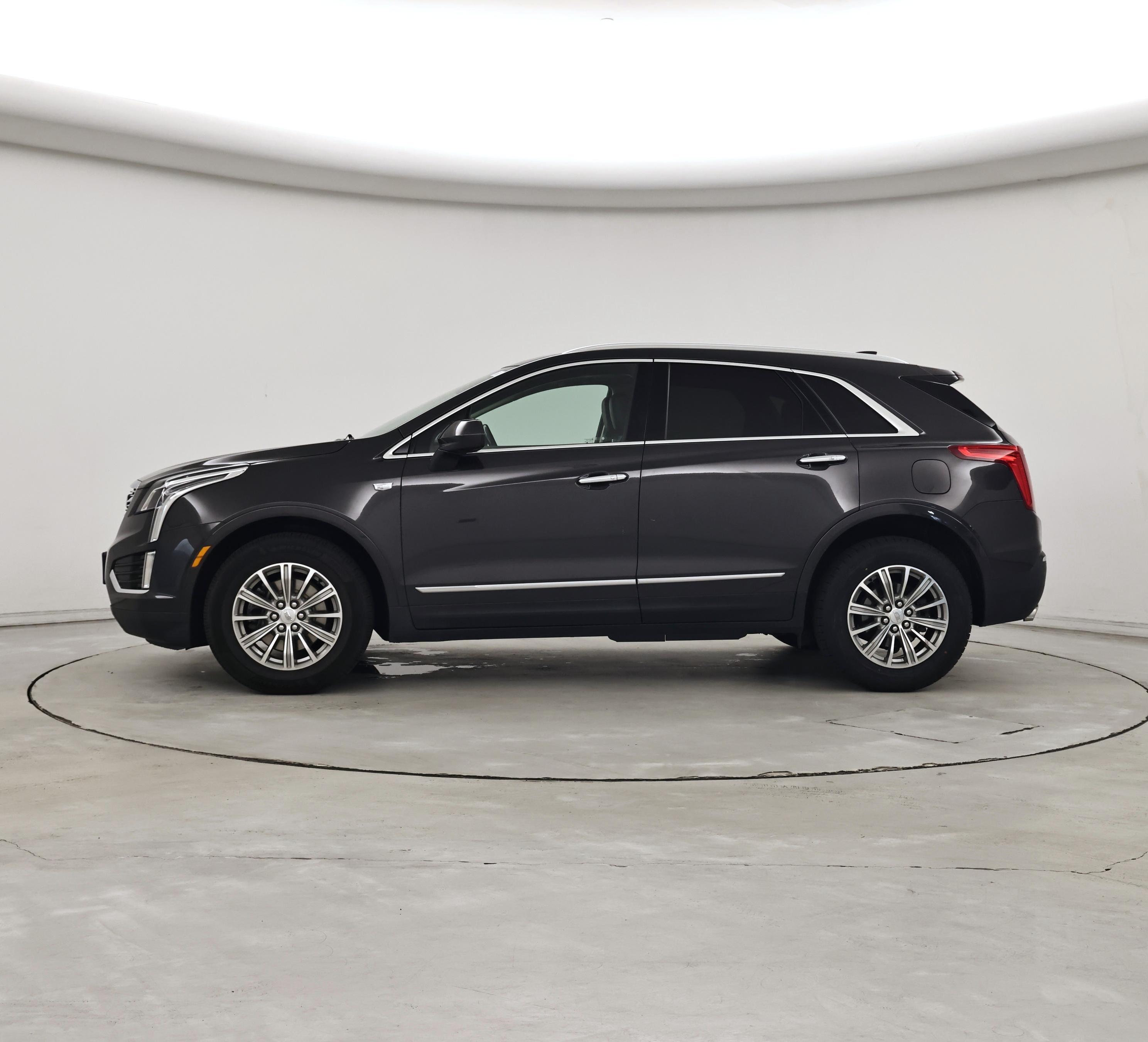 Thumbnail: 2019 Cadillac XT5 - 3