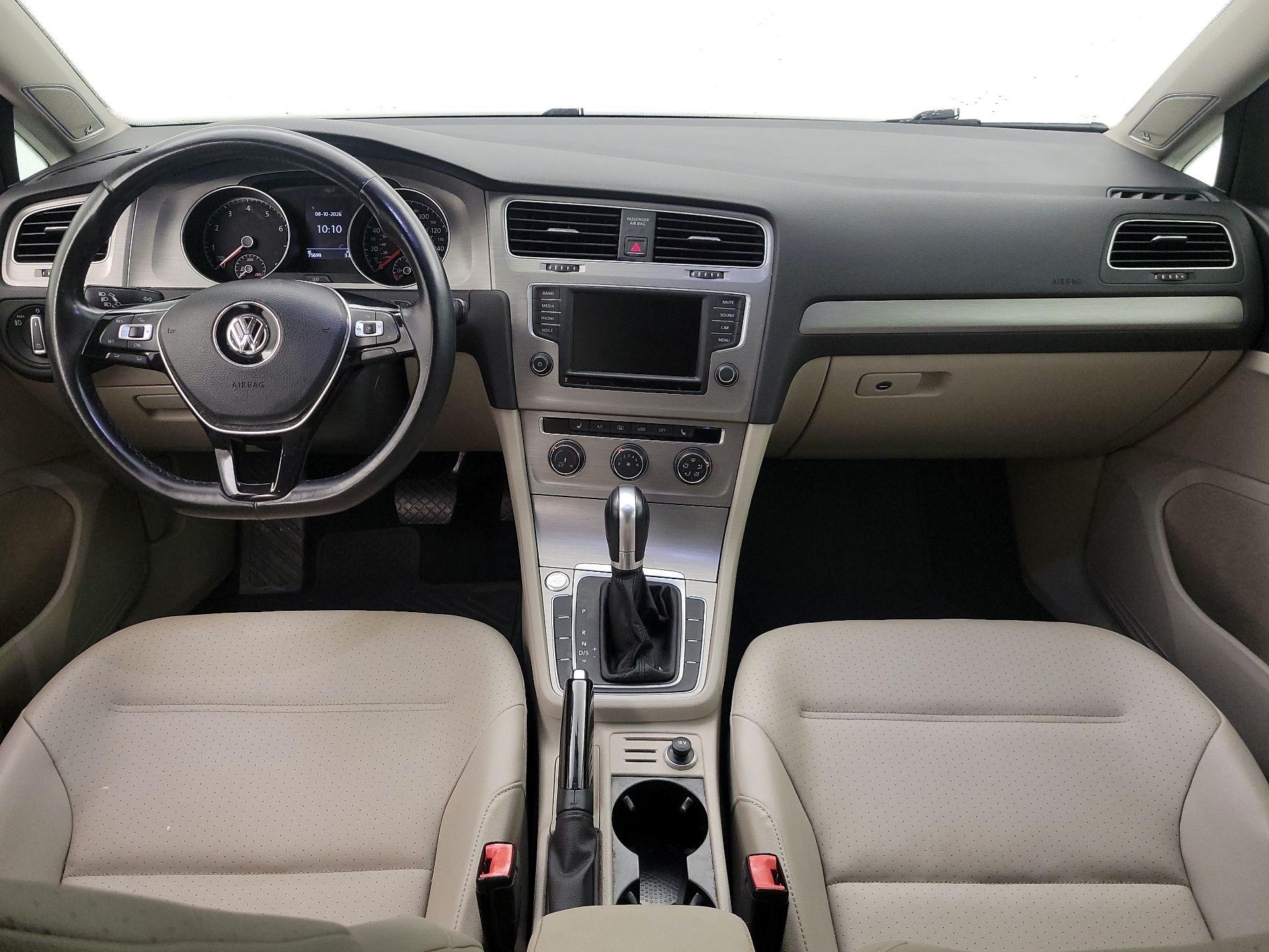 Thumbnail: 2016 Volkswagen Golf - 9