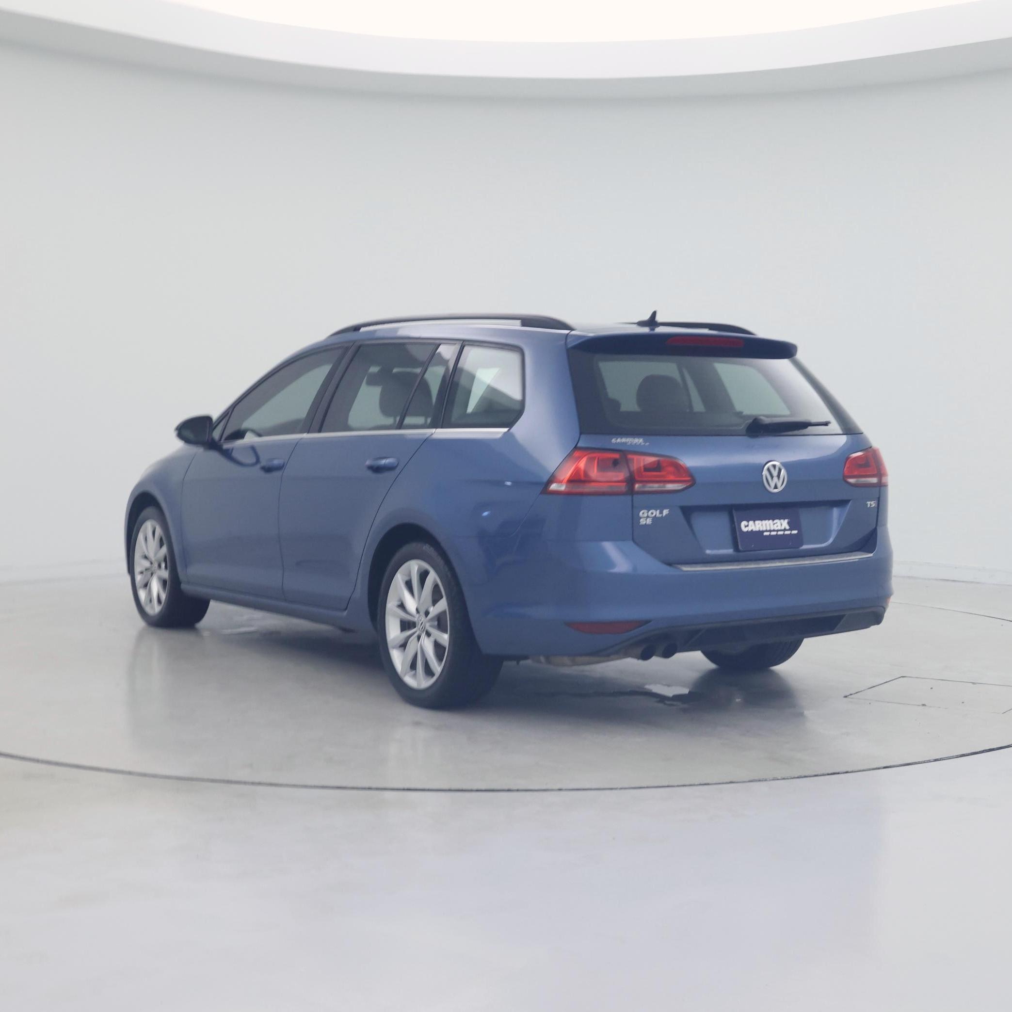 Thumbnail: 2016 Volkswagen Golf - 2