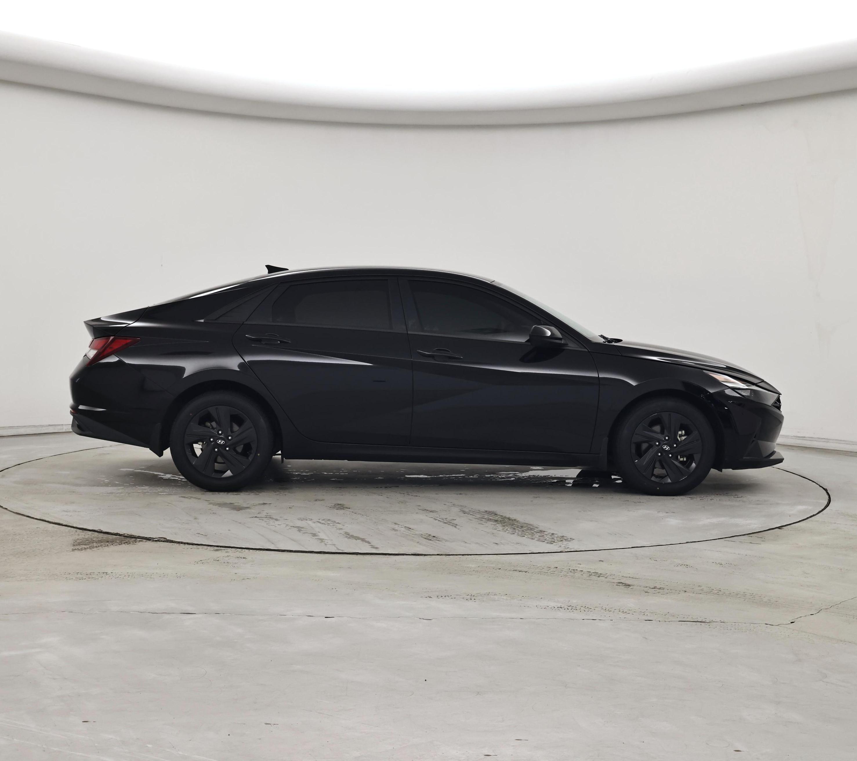 Thumbnail: 2022 Hyundai Elantra - 7