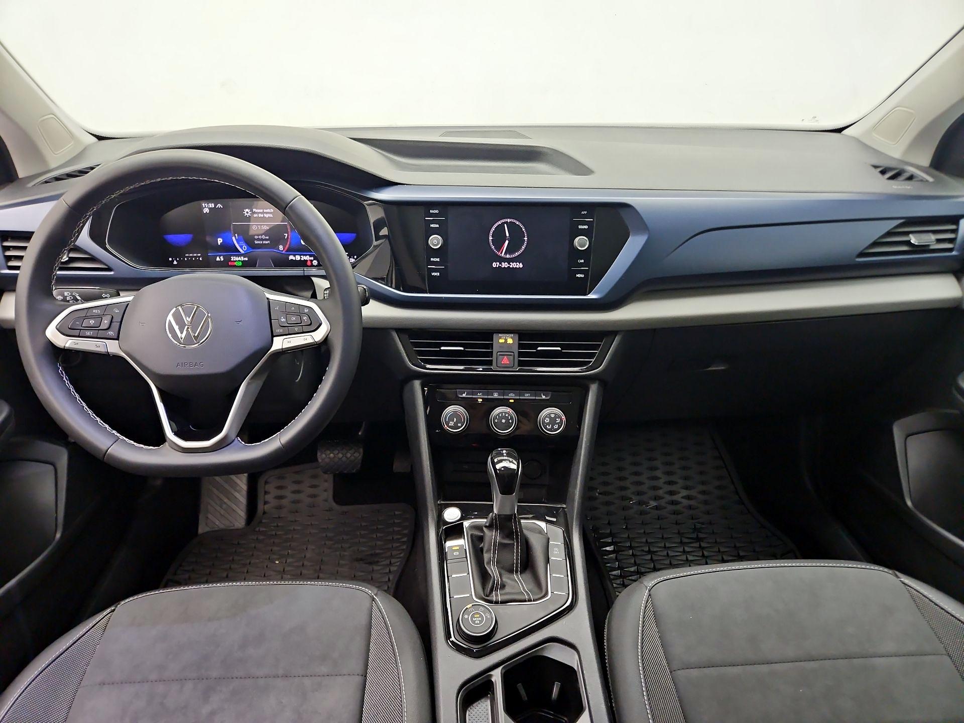 Thumbnail: 2023 Volkswagen Taos - 9