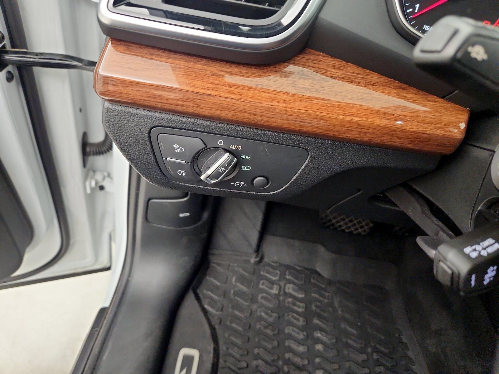 2023 Audi Q5 Premium - Photo 12