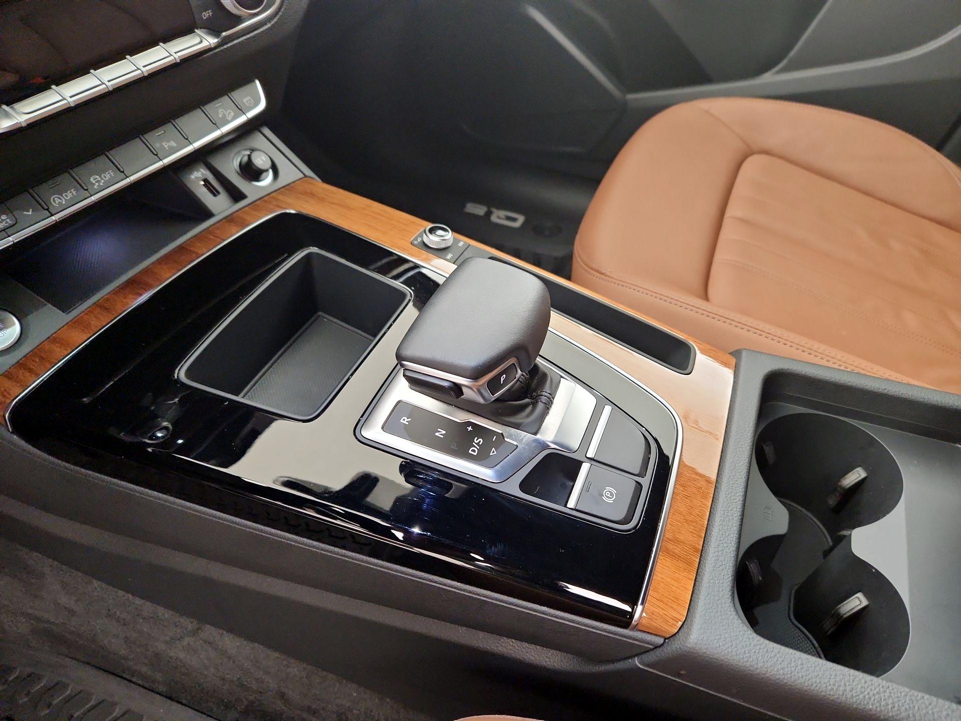 Thumbnail: 2023 Audi Q5 - 15
