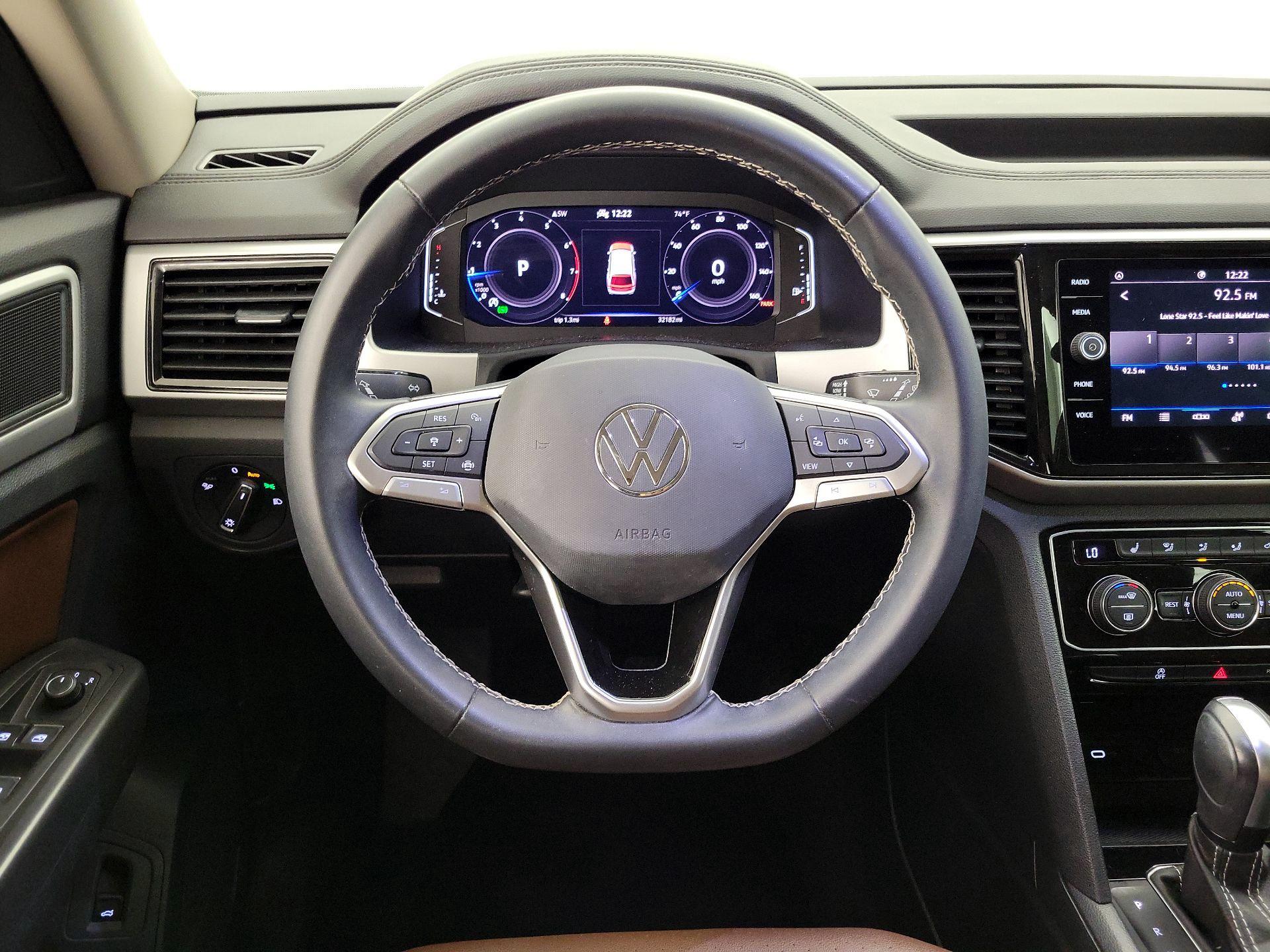Thumbnail: 2023 Volkswagen Atlas - 10