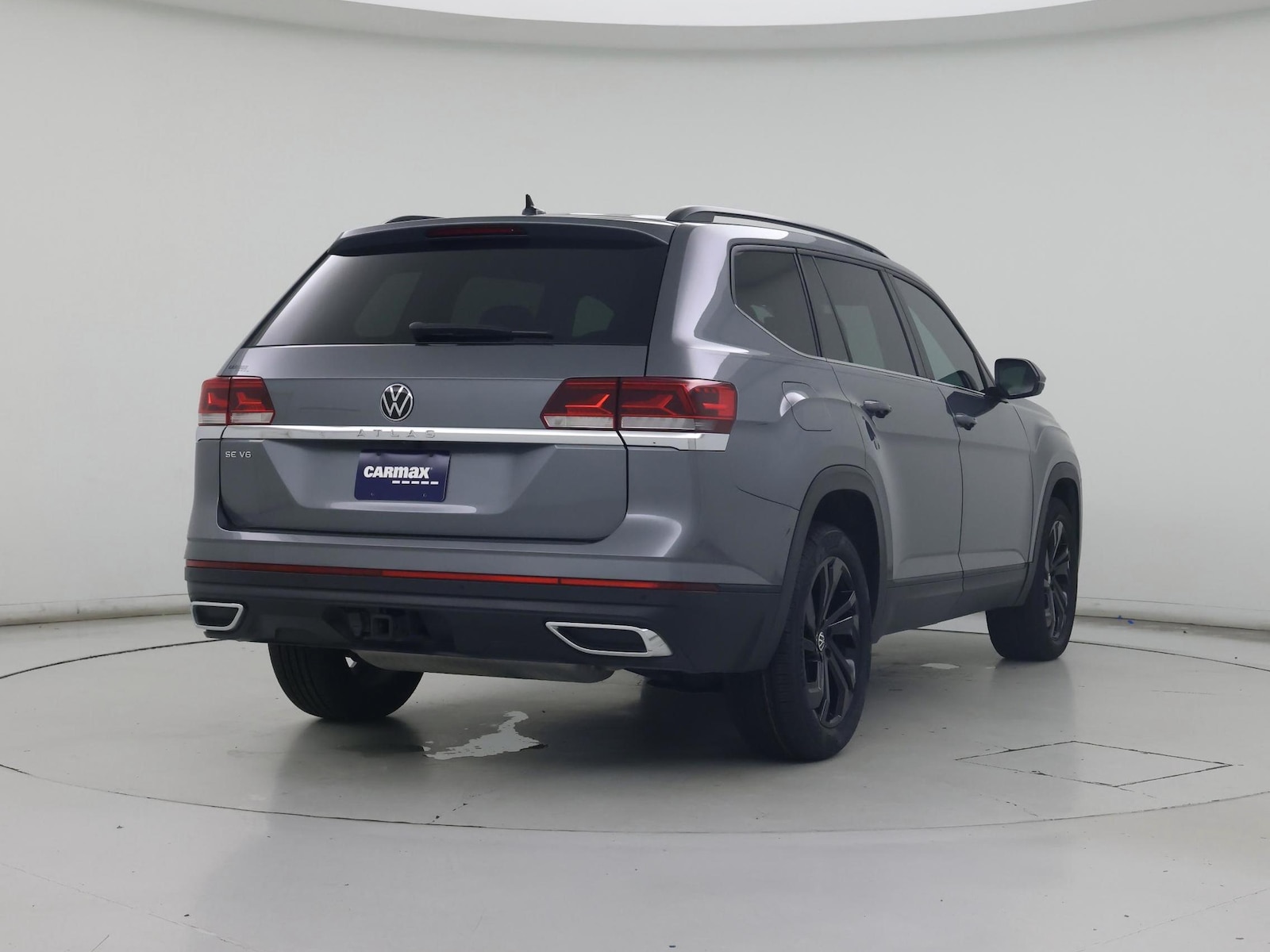 2023 Volkswagen Atlas SE w/Tech - Photo 9