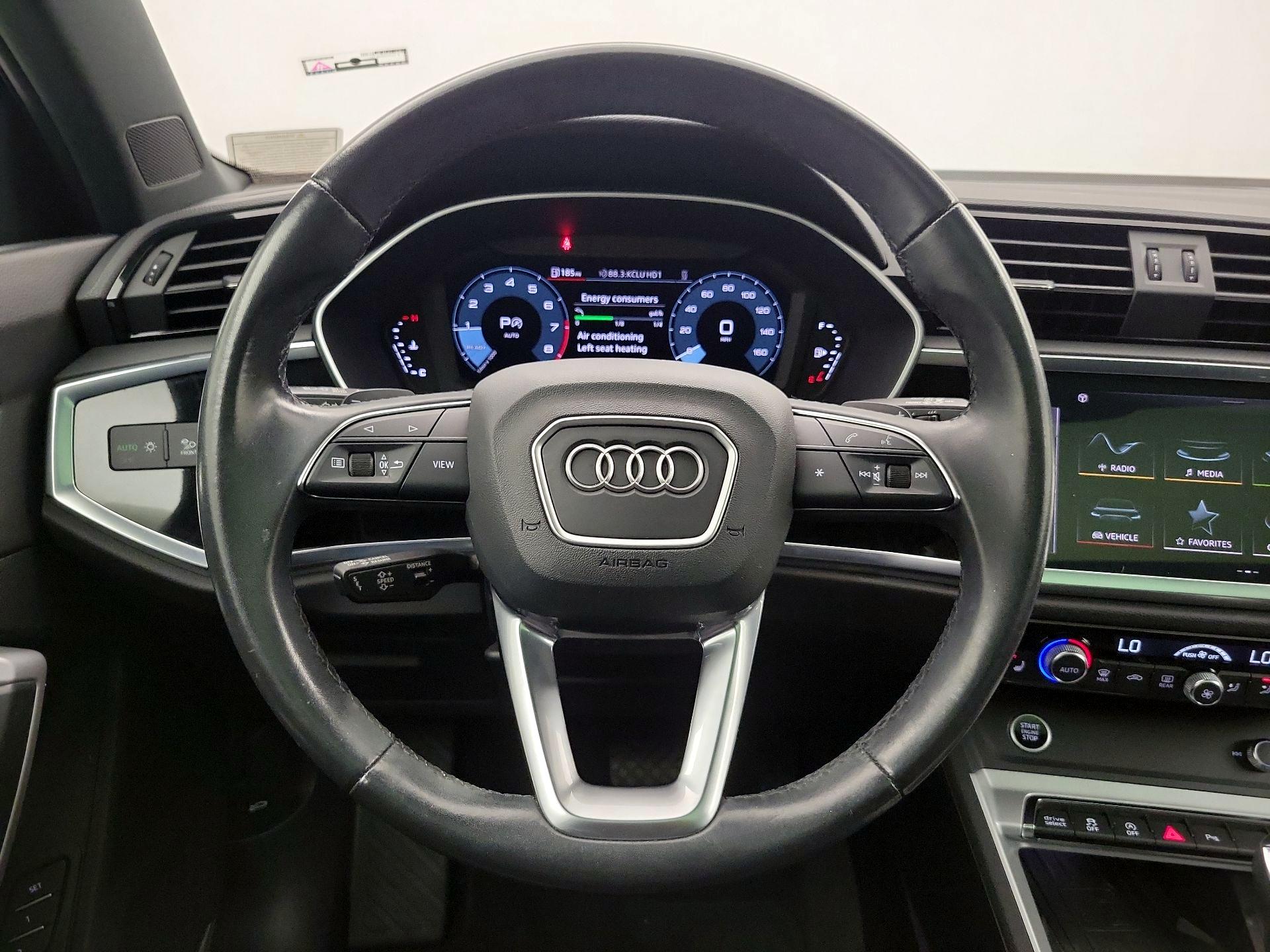 Thumbnail: 2024 Audi Q3 - 10