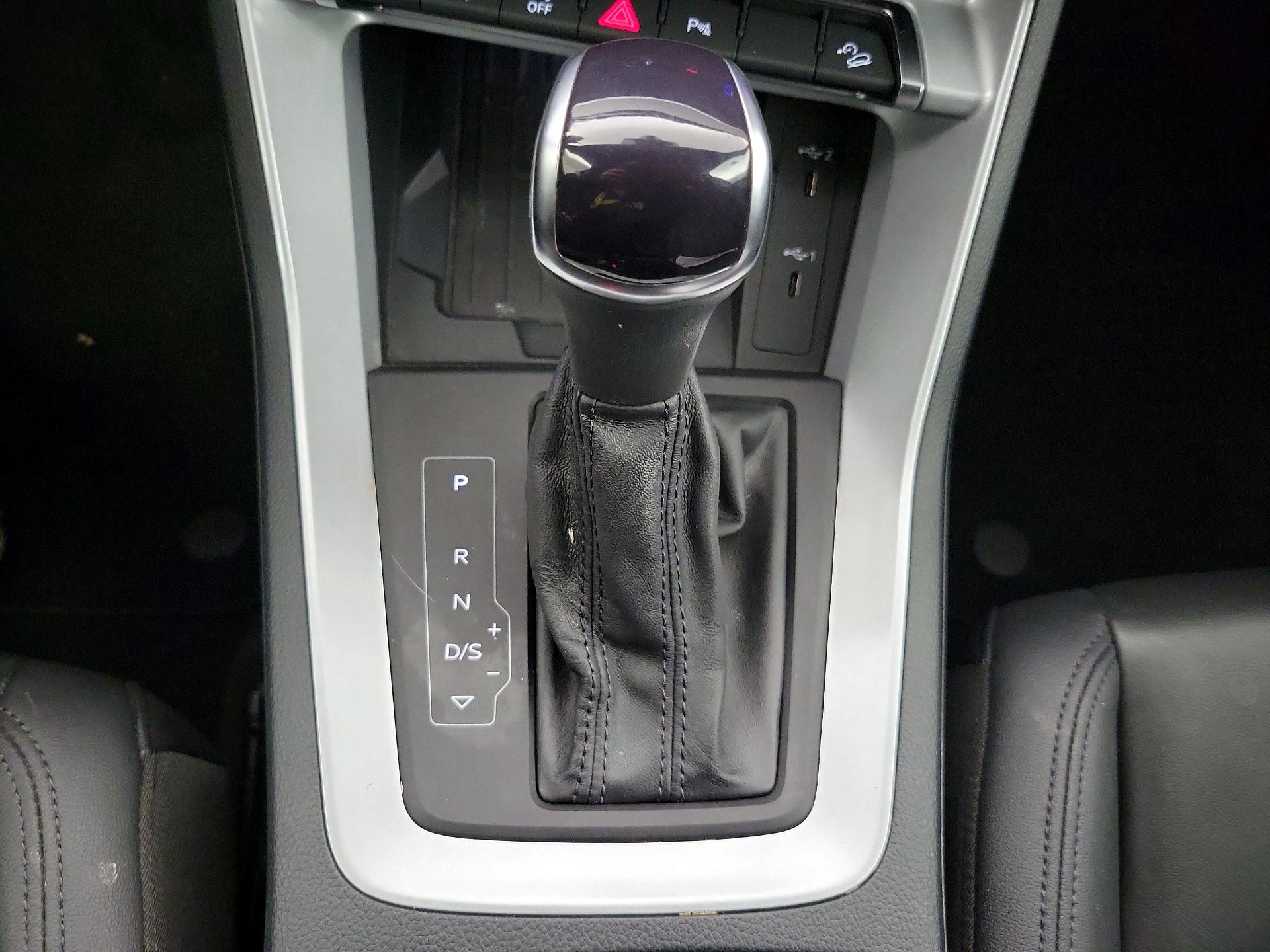 Thumbnail: 2024 Audi Q3 - 17