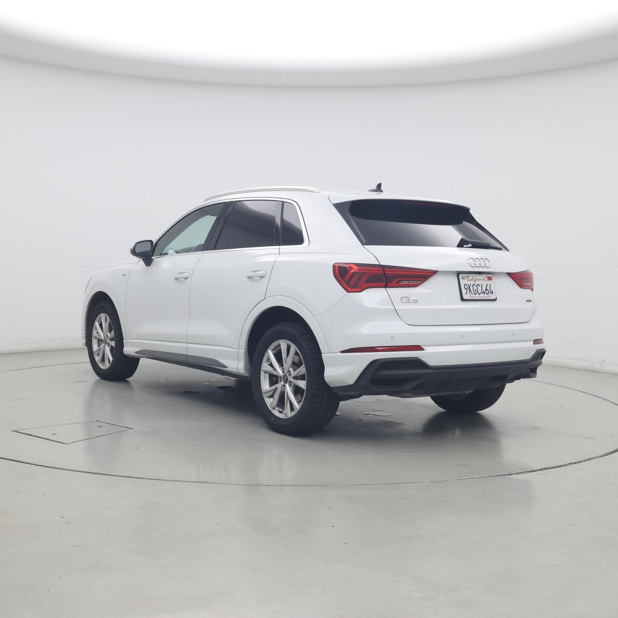 Thumbnail: 2024 Audi Q3 - 2