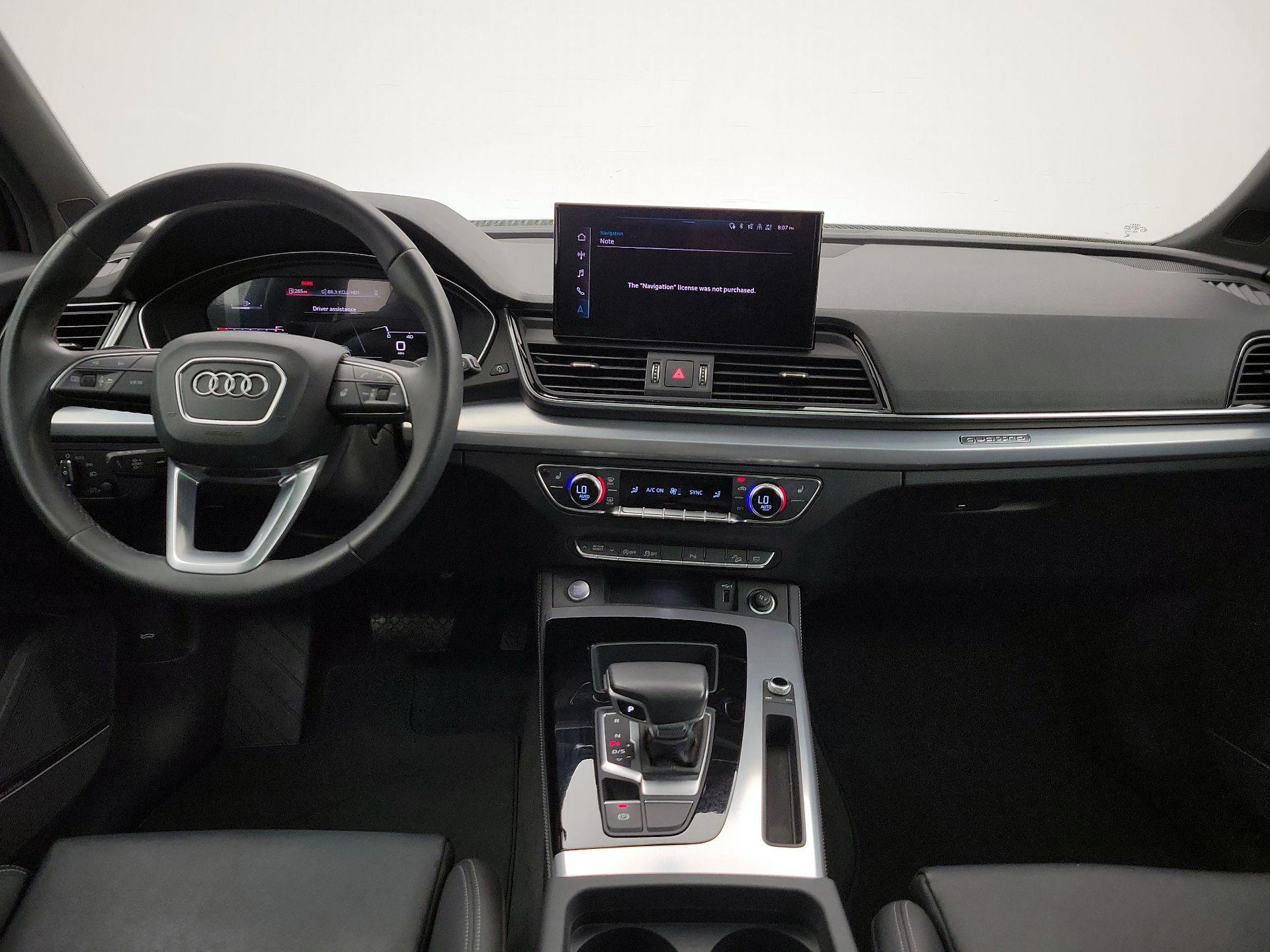 Thumbnail: 2023 Audi Q5 - 9