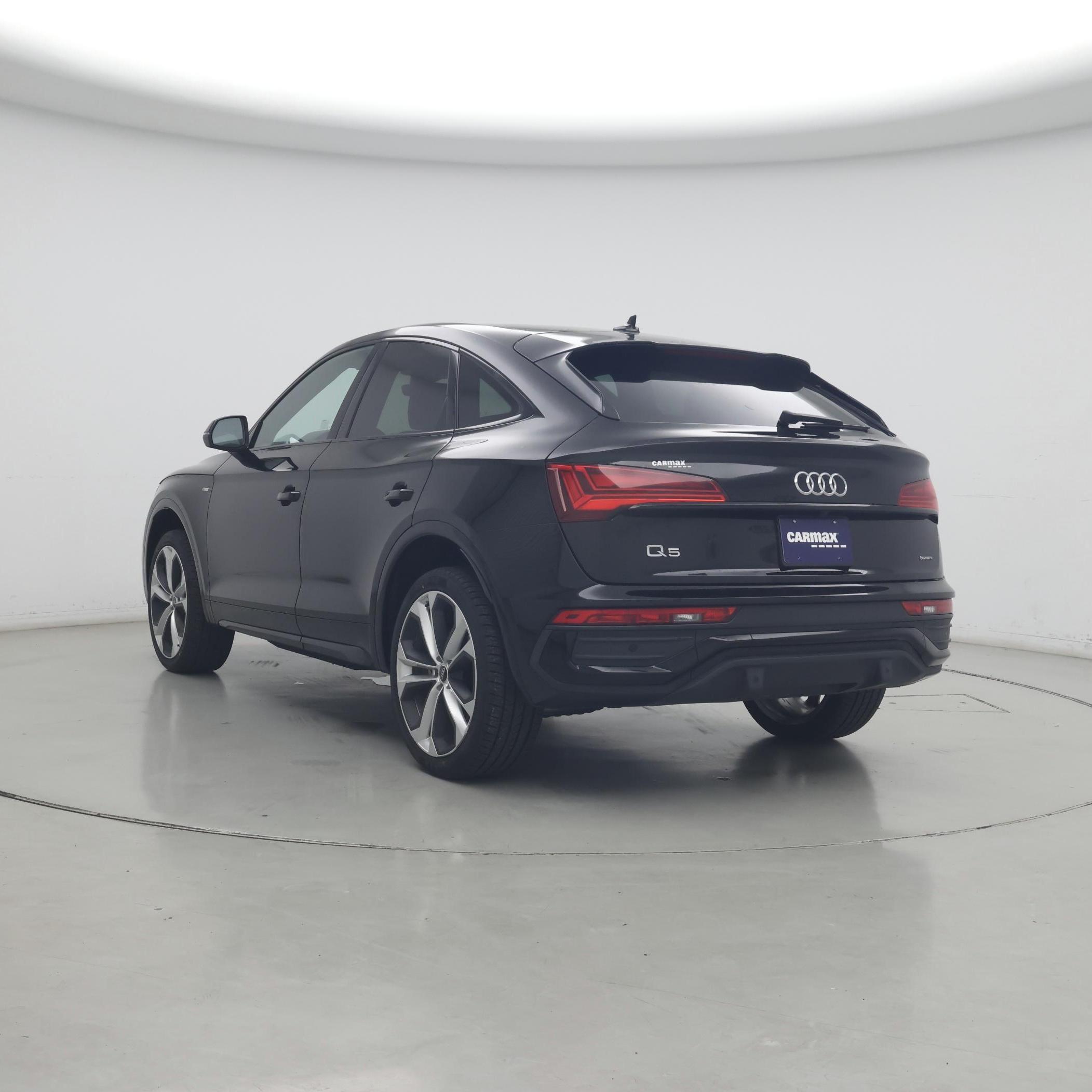 Thumbnail: 2023 Audi Q5 - 2