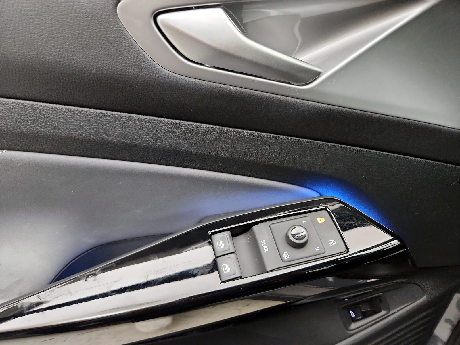 2023 Volkswagen ID.4 PRO S - Photo 13