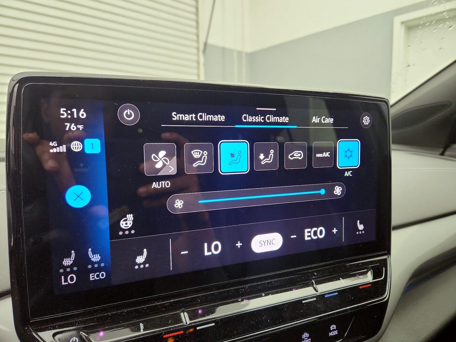 2023 Volkswagen ID.4 PRO S - Photo 17