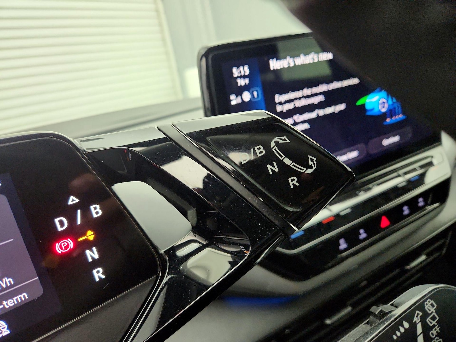2023 Volkswagen ID.4 PRO S - Photo 18