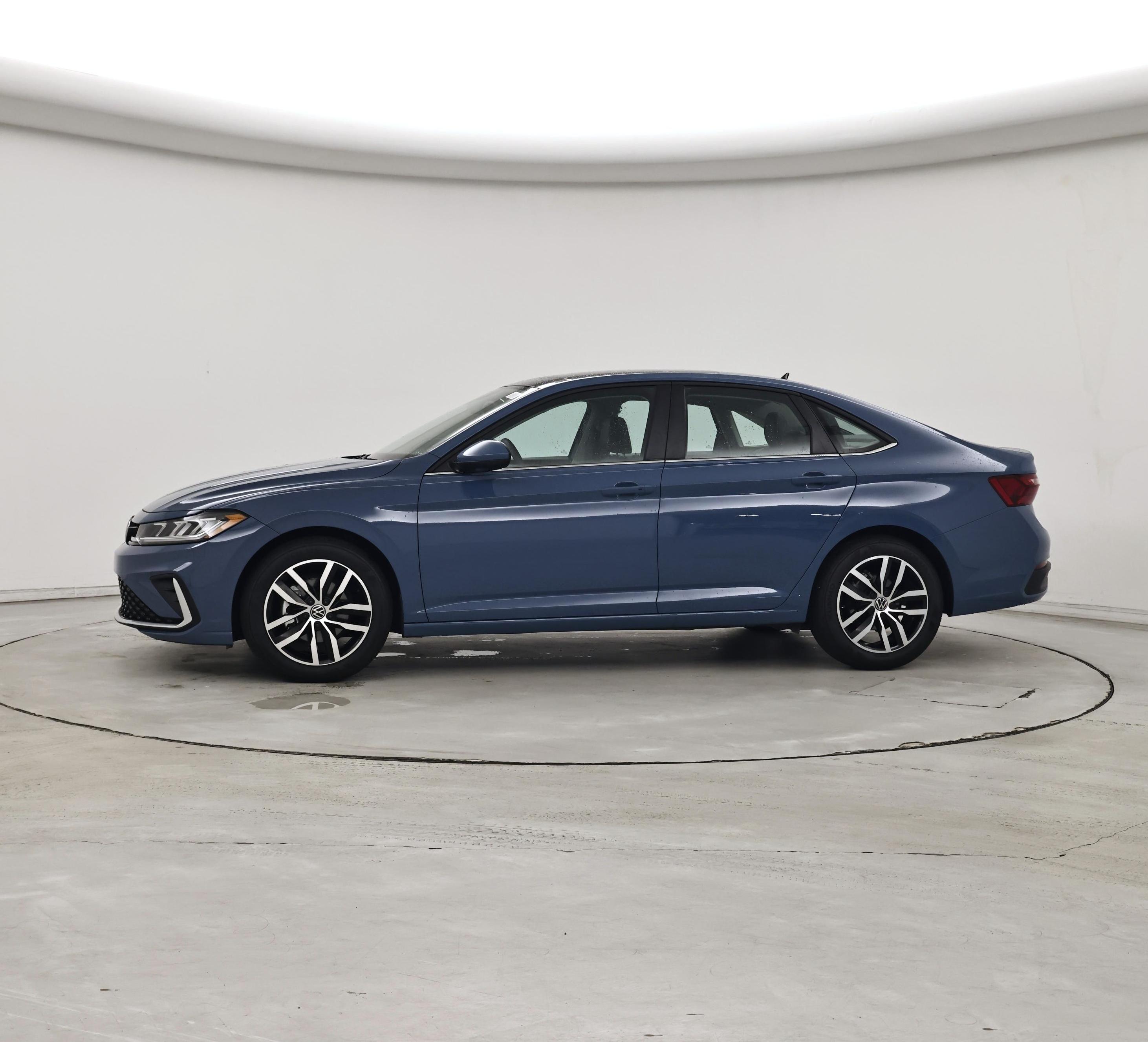 Thumbnail: 2025 Volkswagen Jetta - 3