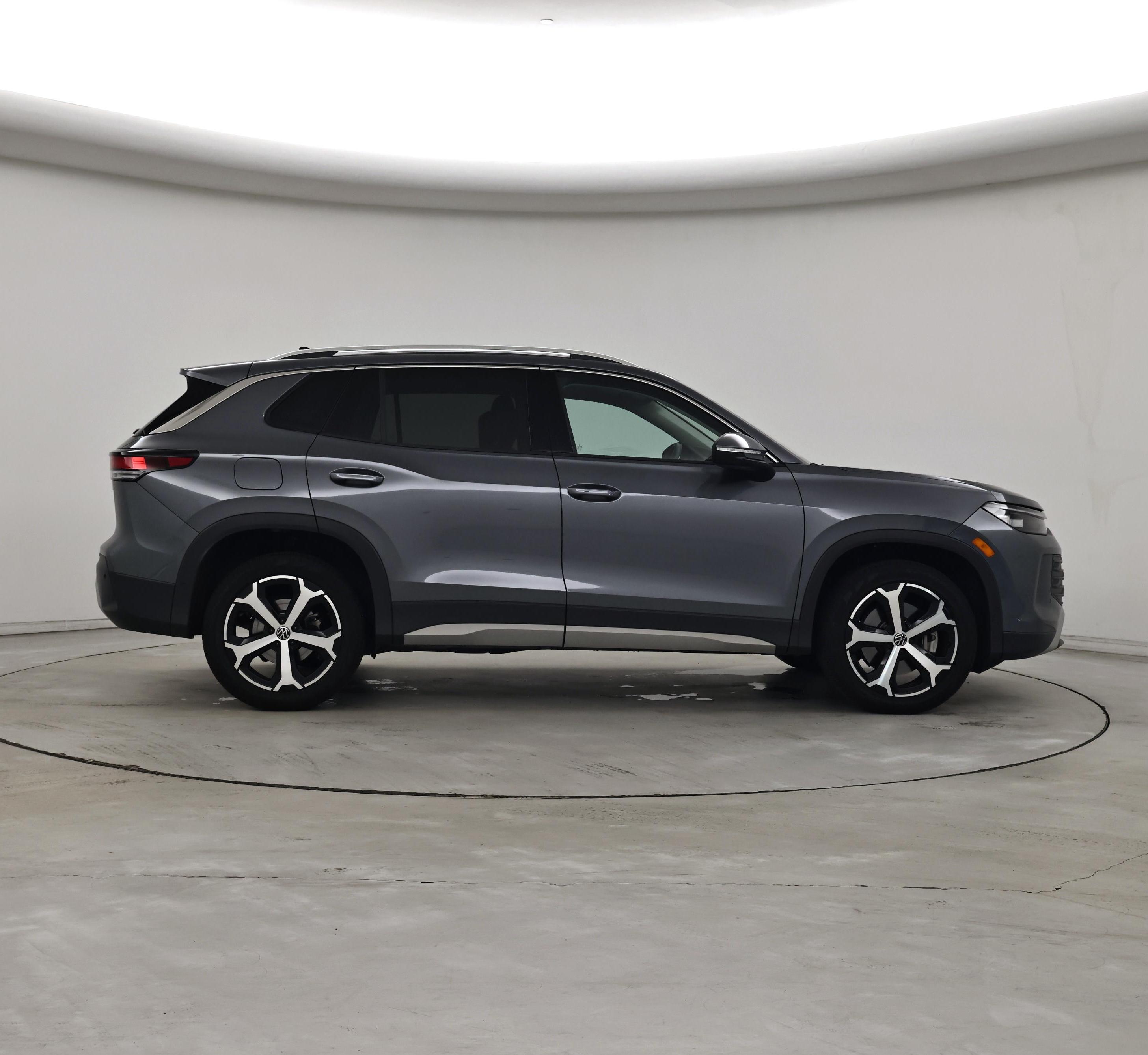 Thumbnail: 2025 Volkswagen Tiguan - 7