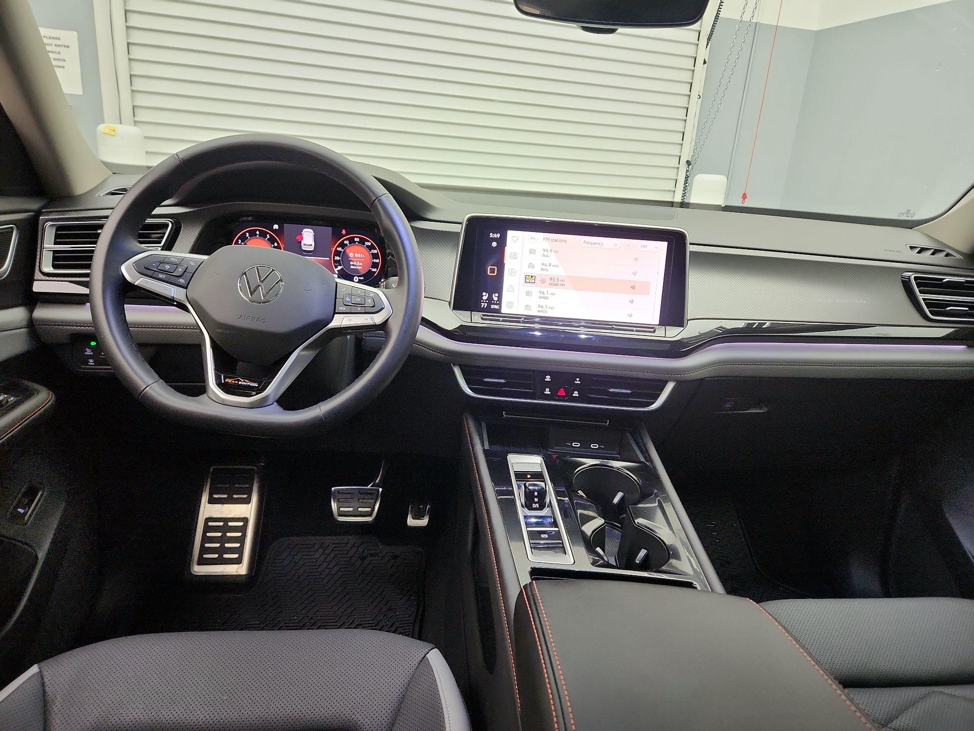 Thumbnail: 2025 Volkswagen Atlas - 9