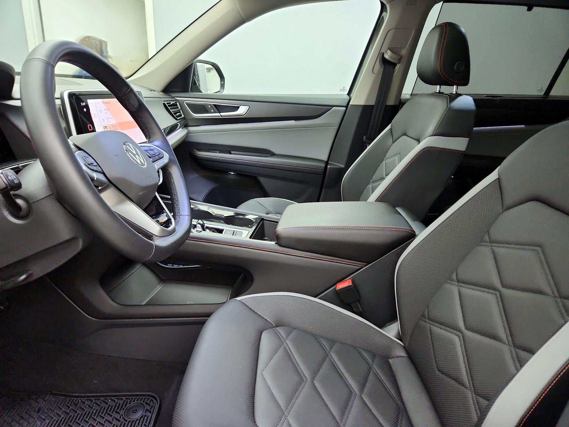 Thumbnail: 2025 Volkswagen Atlas - 11