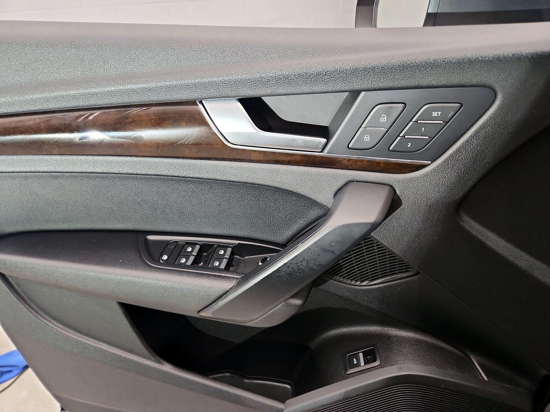 Thumbnail: 2018 Audi Q5 - 12
