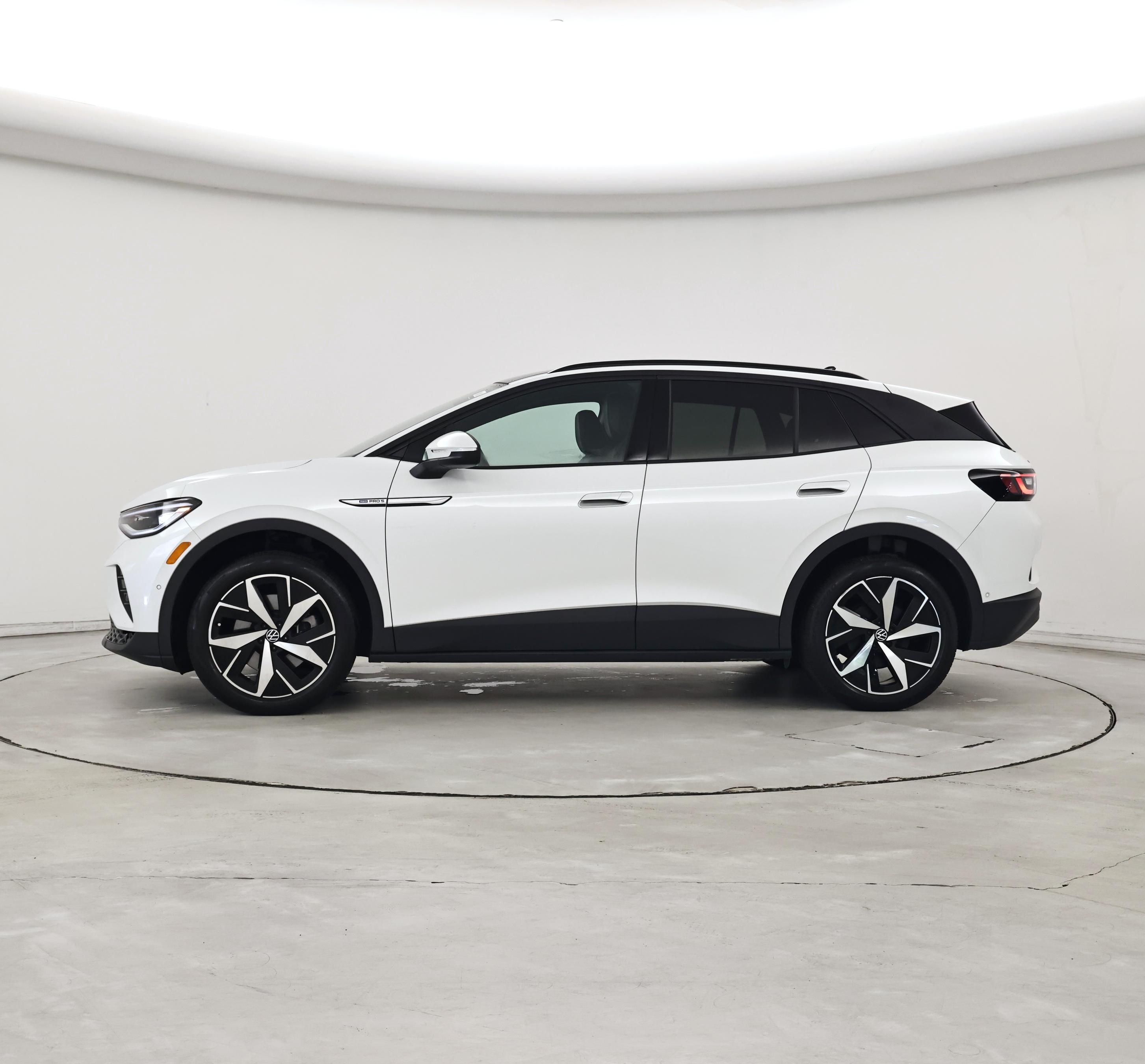 Thumbnail: 2023 Volkswagen ID.4 - 3