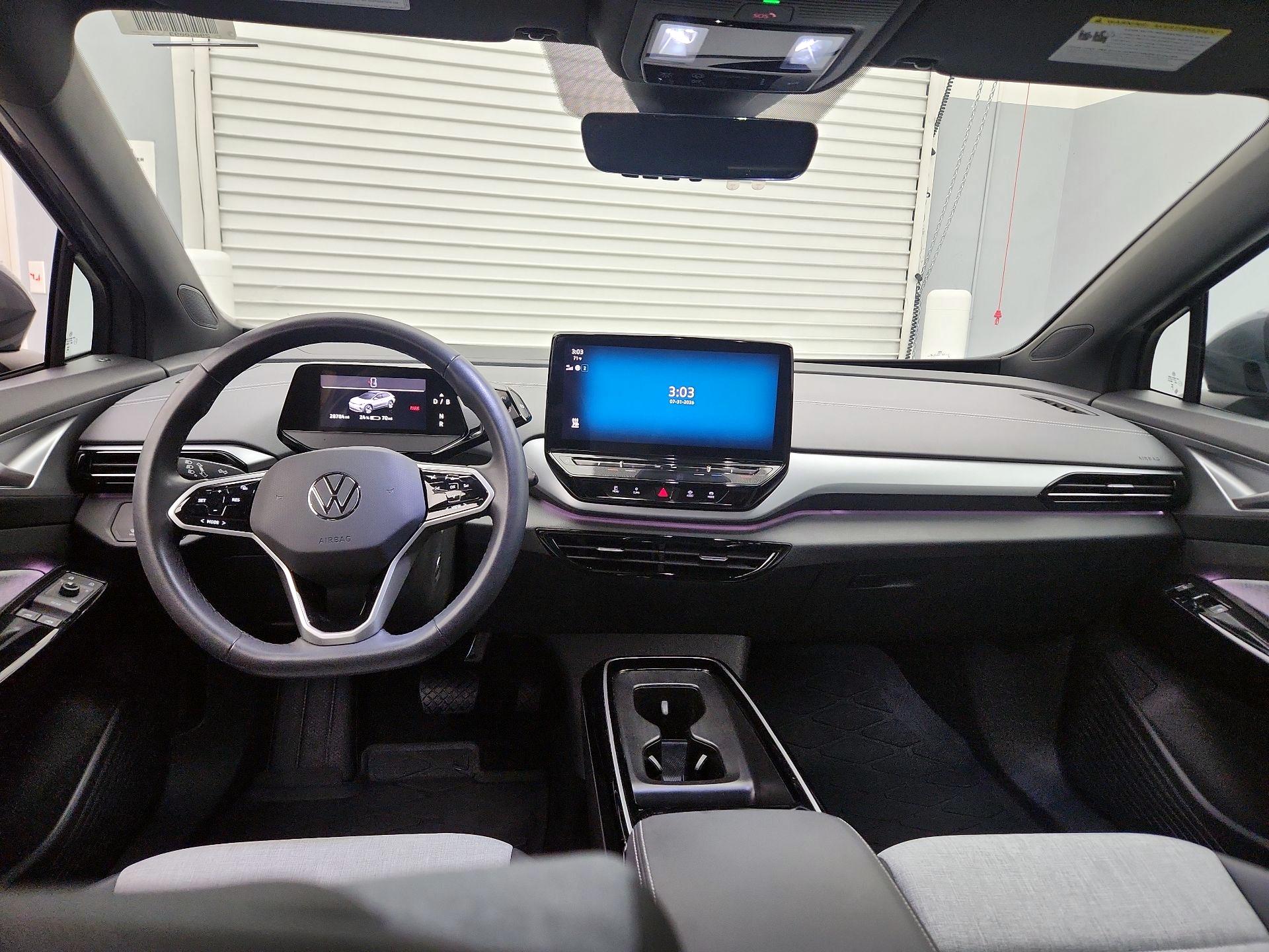 Thumbnail: 2023 Volkswagen ID.4 - 9