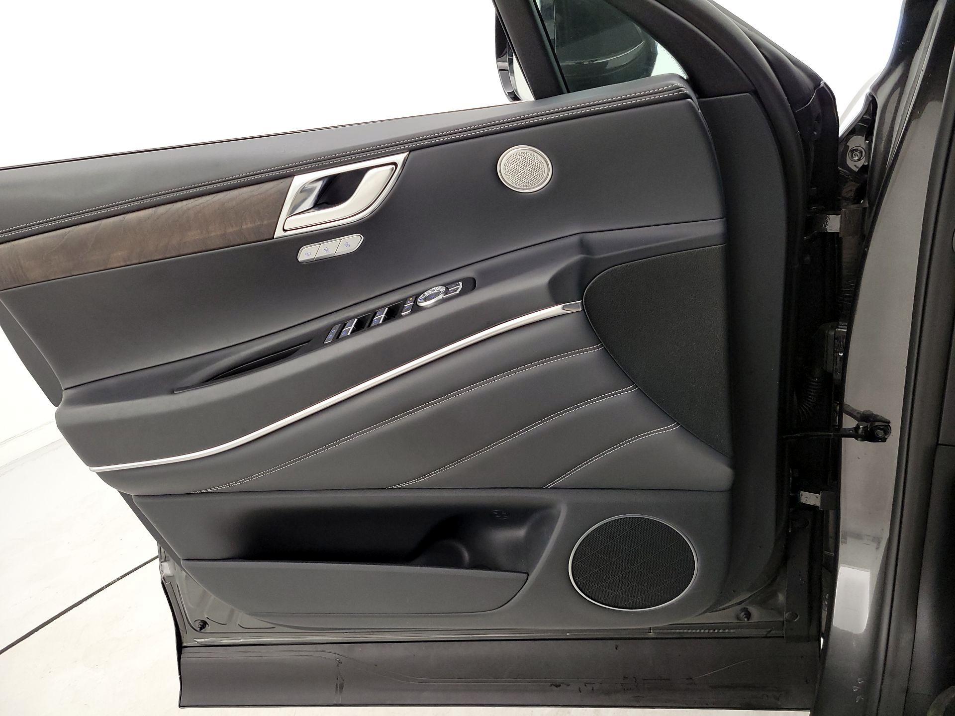 Thumbnail: 2025 Genesis GV80 - 12
