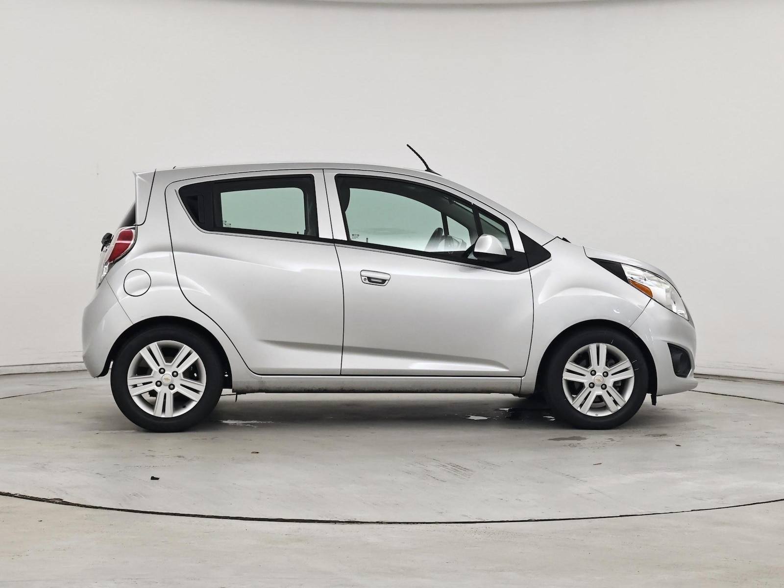 2014 Chevrolet Spark LS - Photo 8