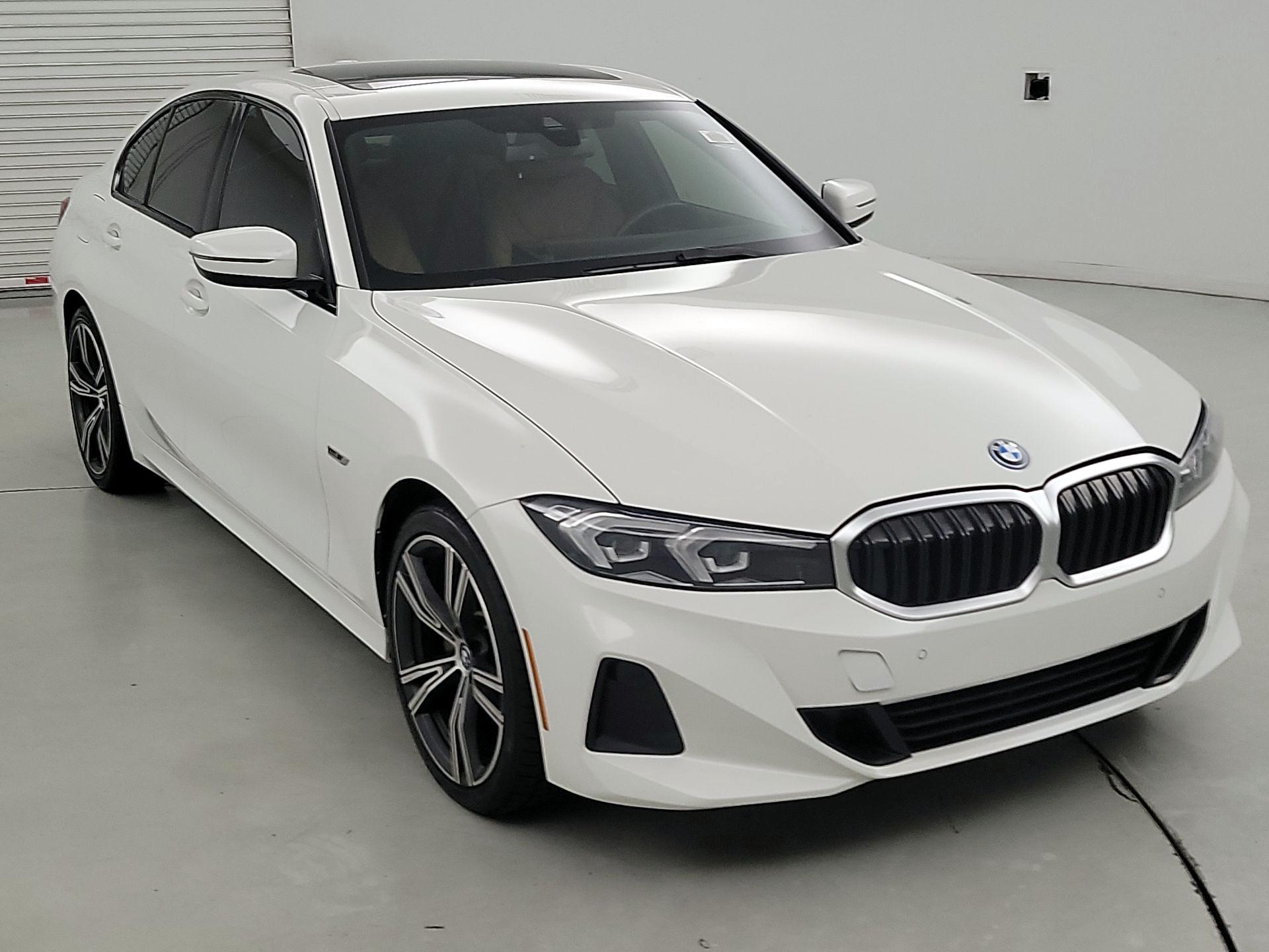 White 2023 BMW 3 Series Sedan Rear-Wheel Drive Automatic