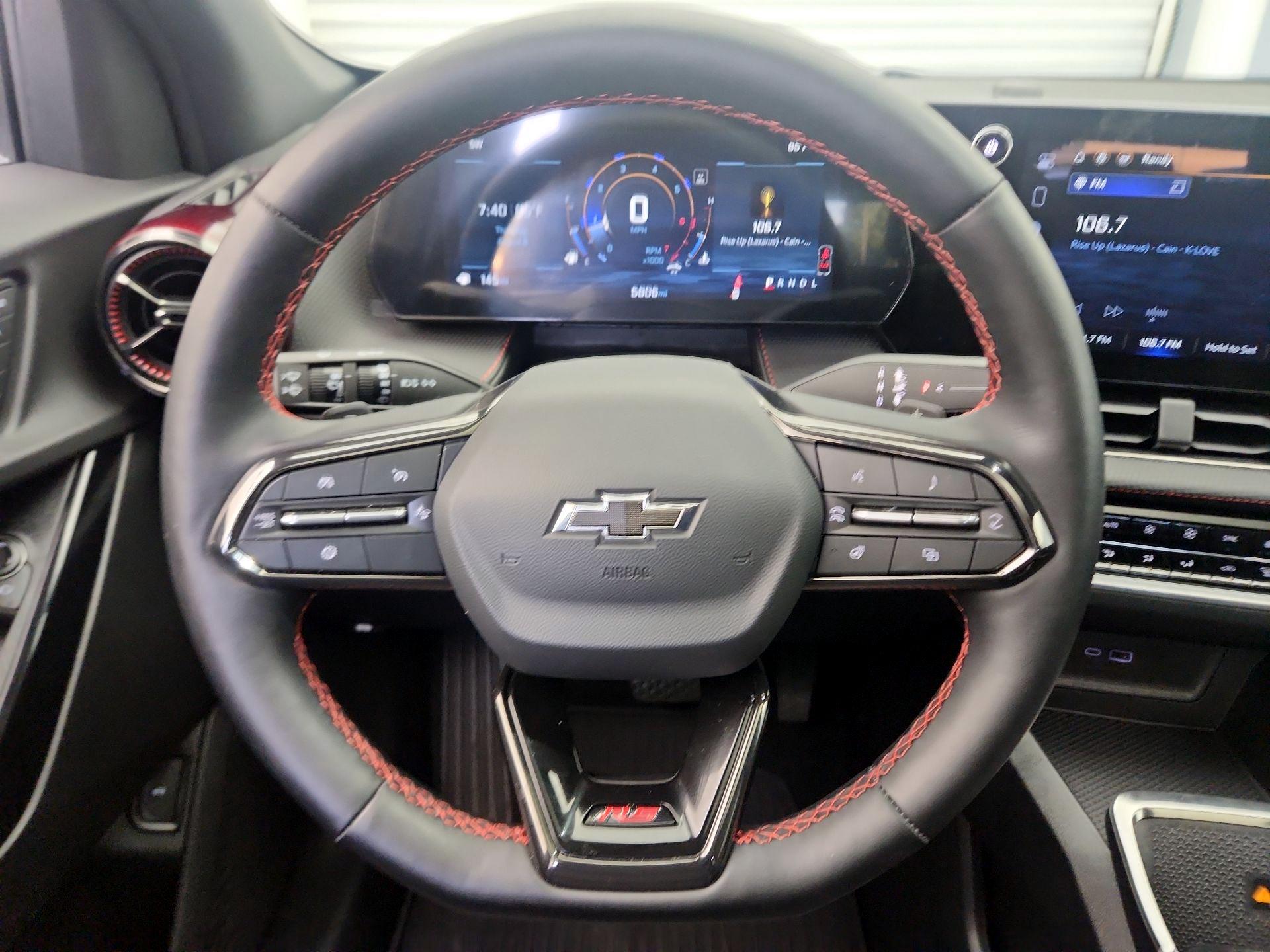 Thumbnail: 2026 Chevrolet Equinox - 10