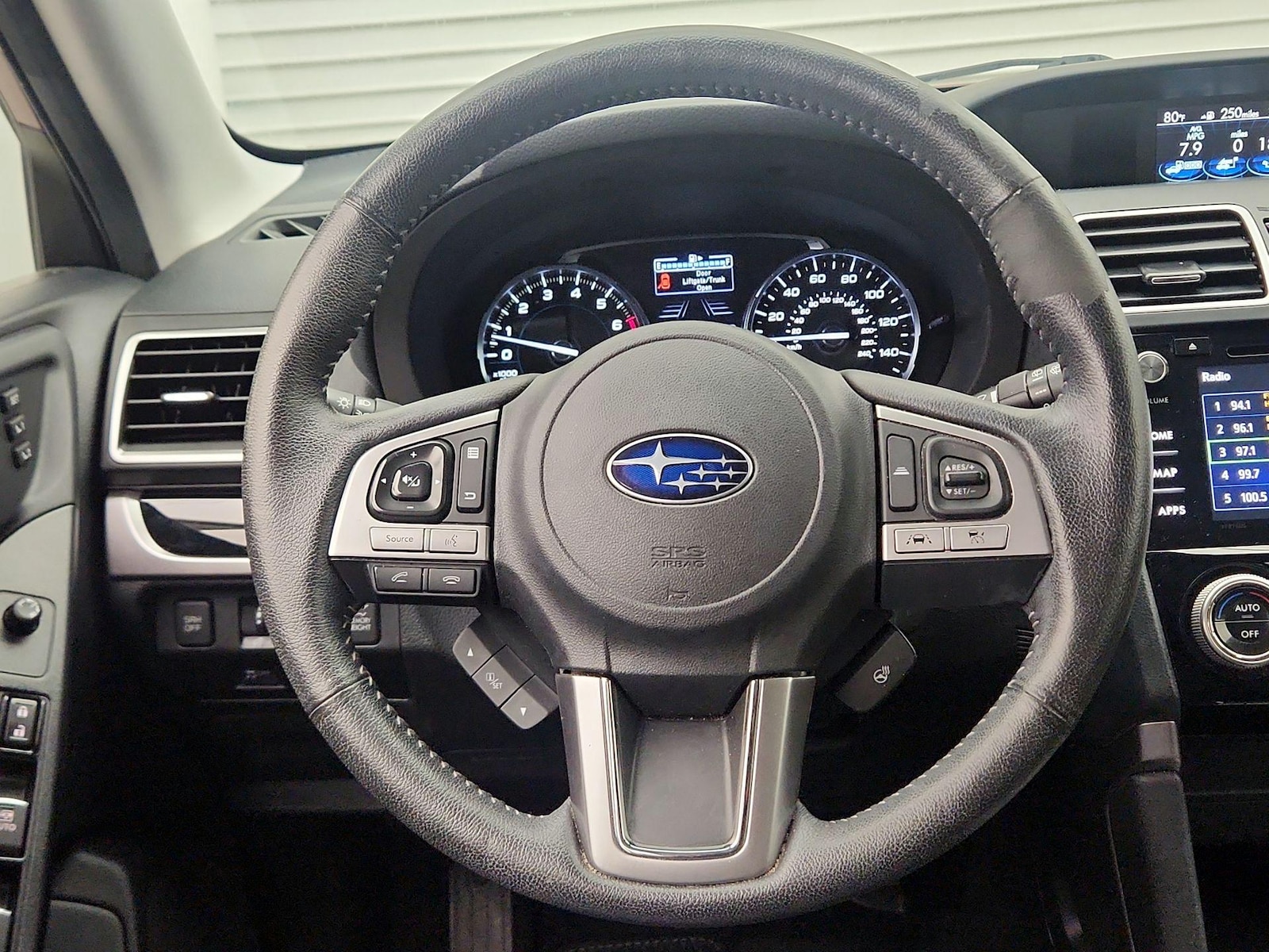 2017 Subaru Forester Touring - Photo 11
