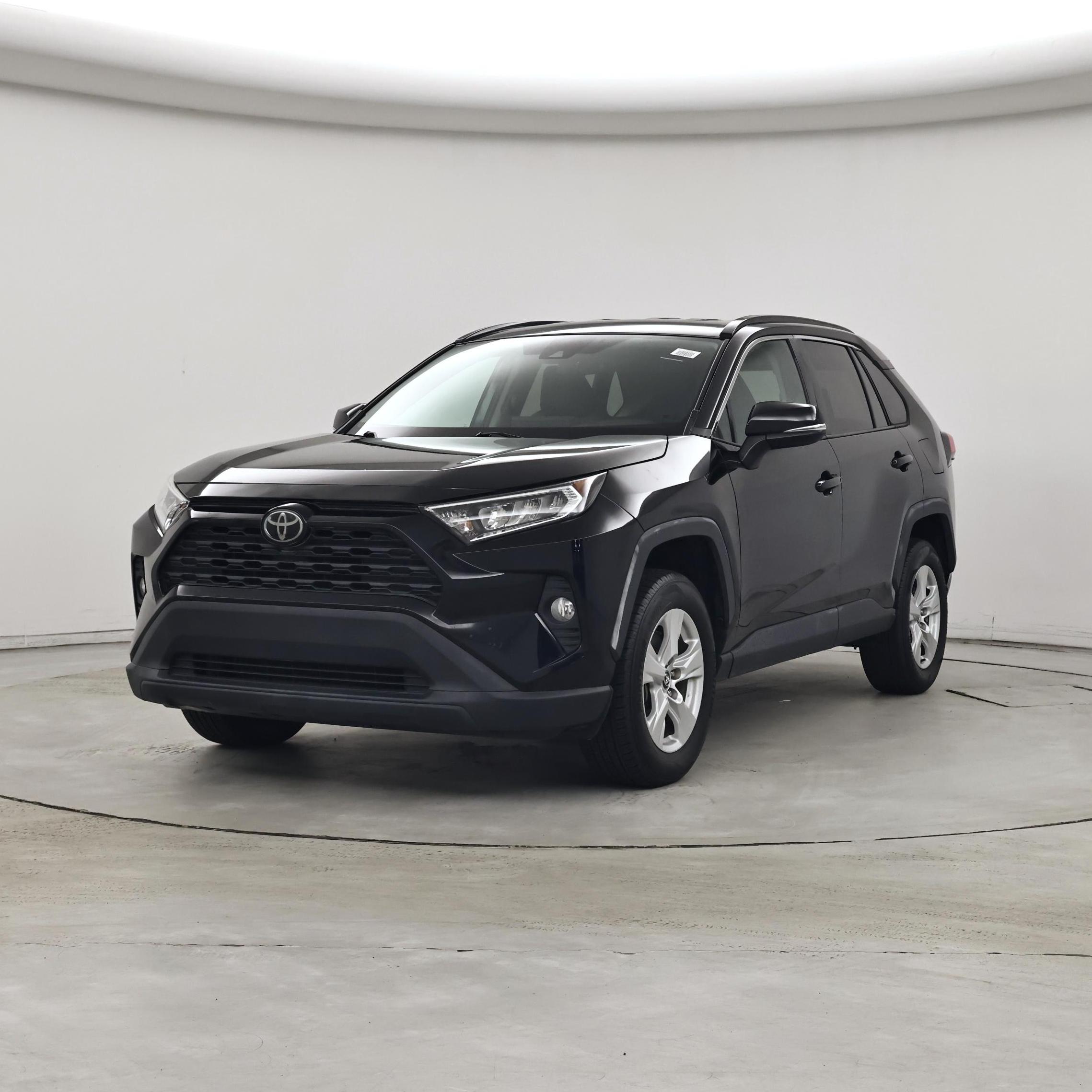 Thumbnail: 2021 Toyota RAV4 - 4