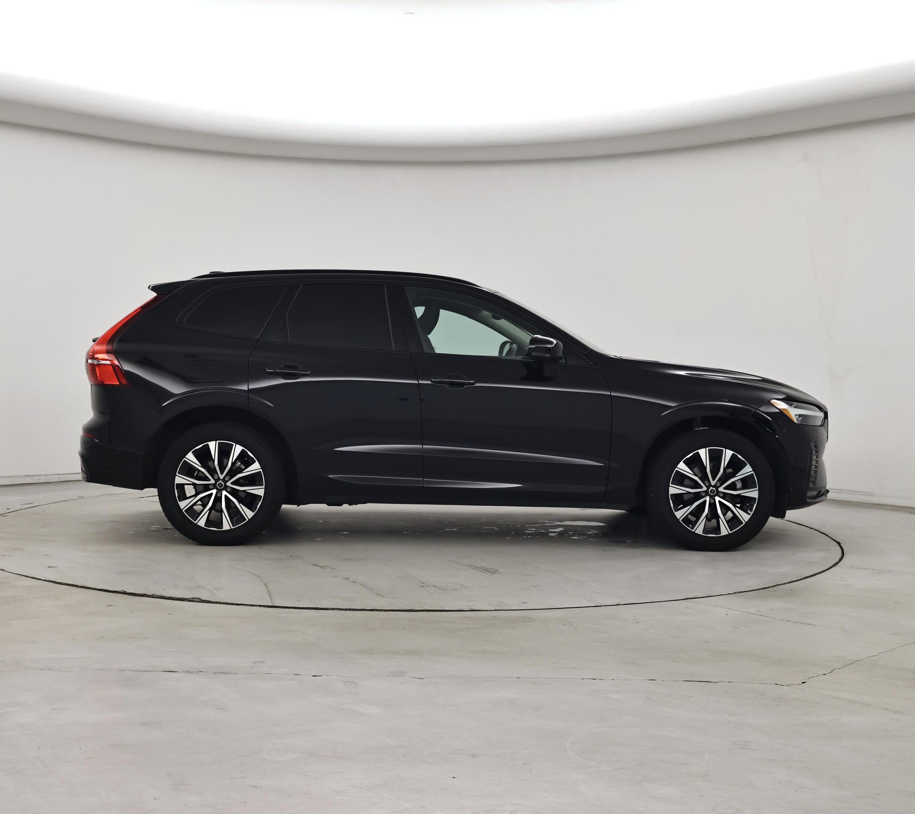 Thumbnail: 2023 Volvo XC60 - 7