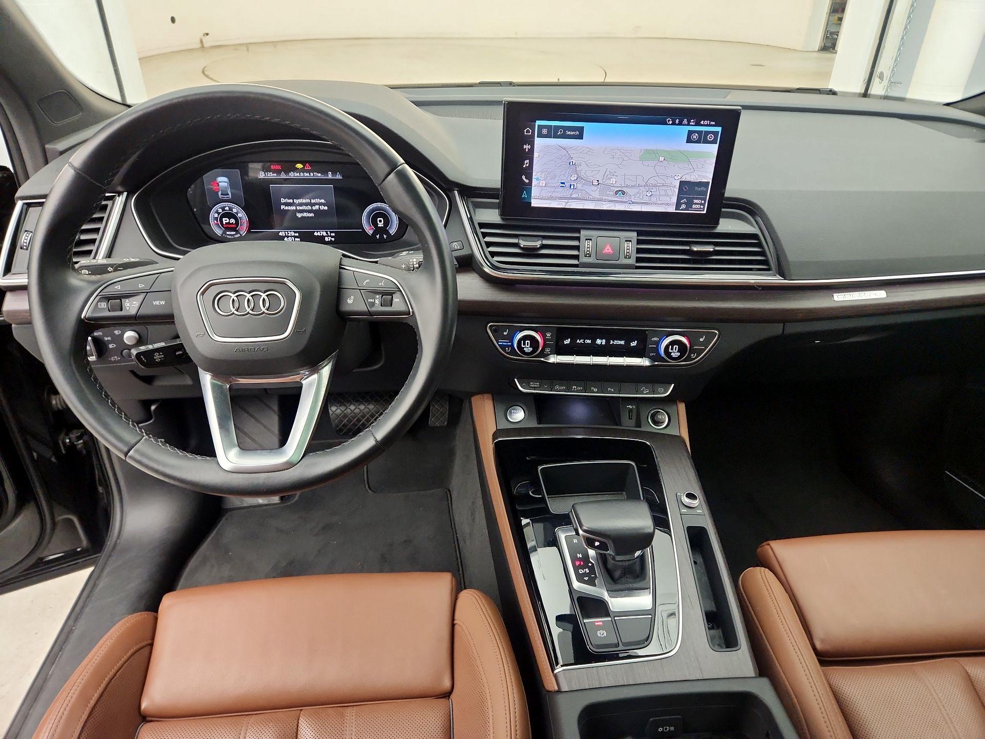 Thumbnail: 2022 Audi Q5 - 9