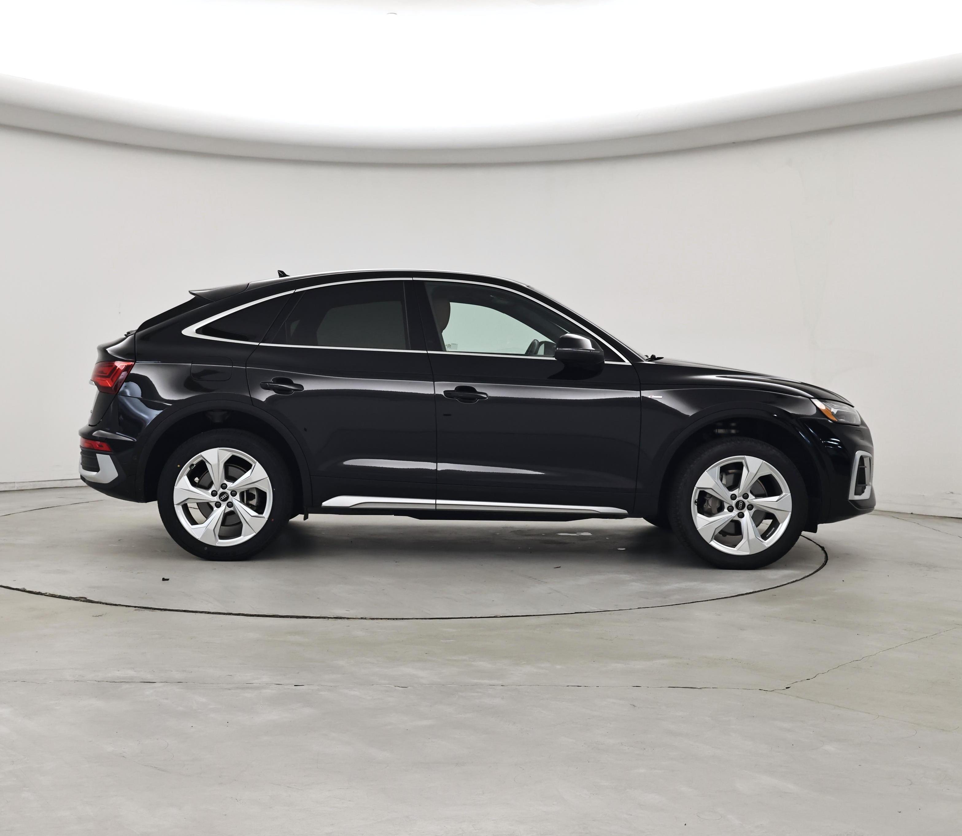 Thumbnail: 2022 Audi Q5 - 7