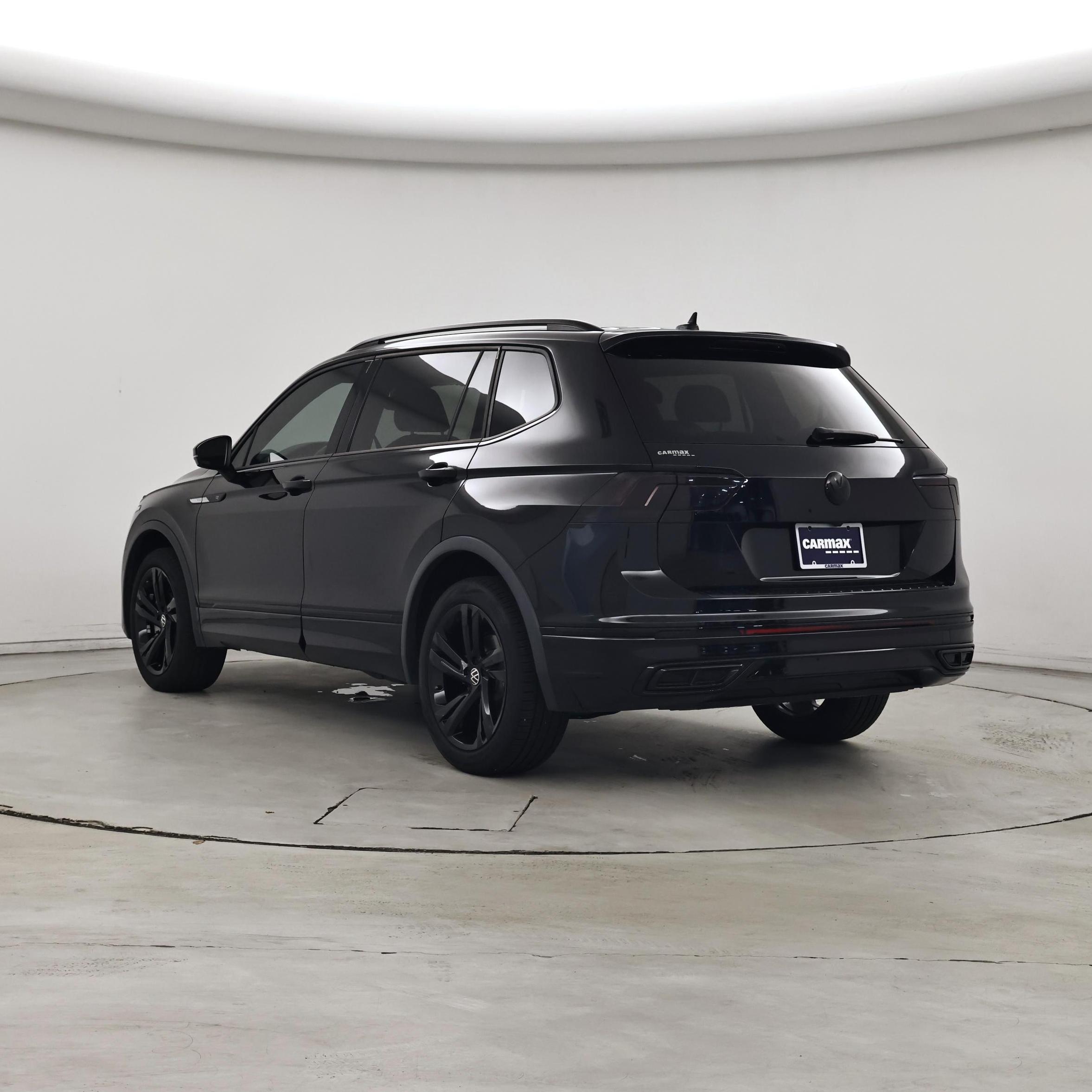 Thumbnail: 2024 Volkswagen Tiguan - 2