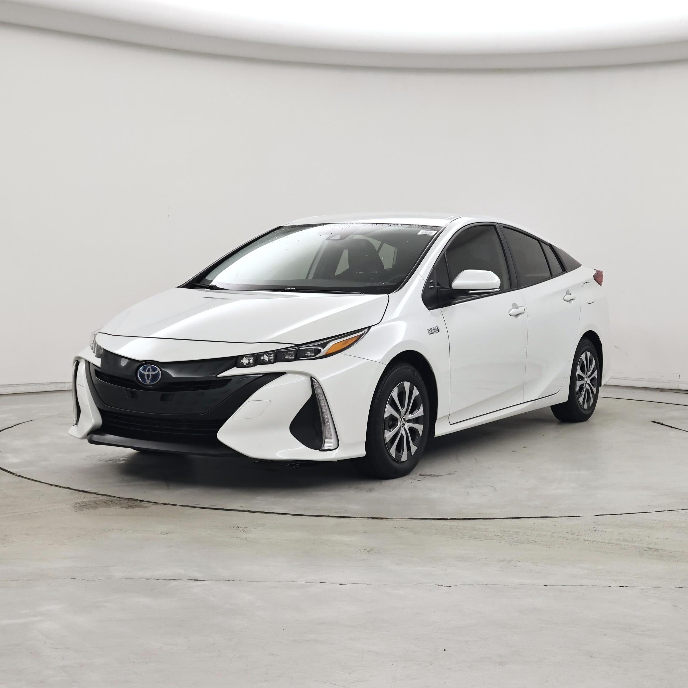 Thumbnail: 2021 Toyota Prius Prime - 4