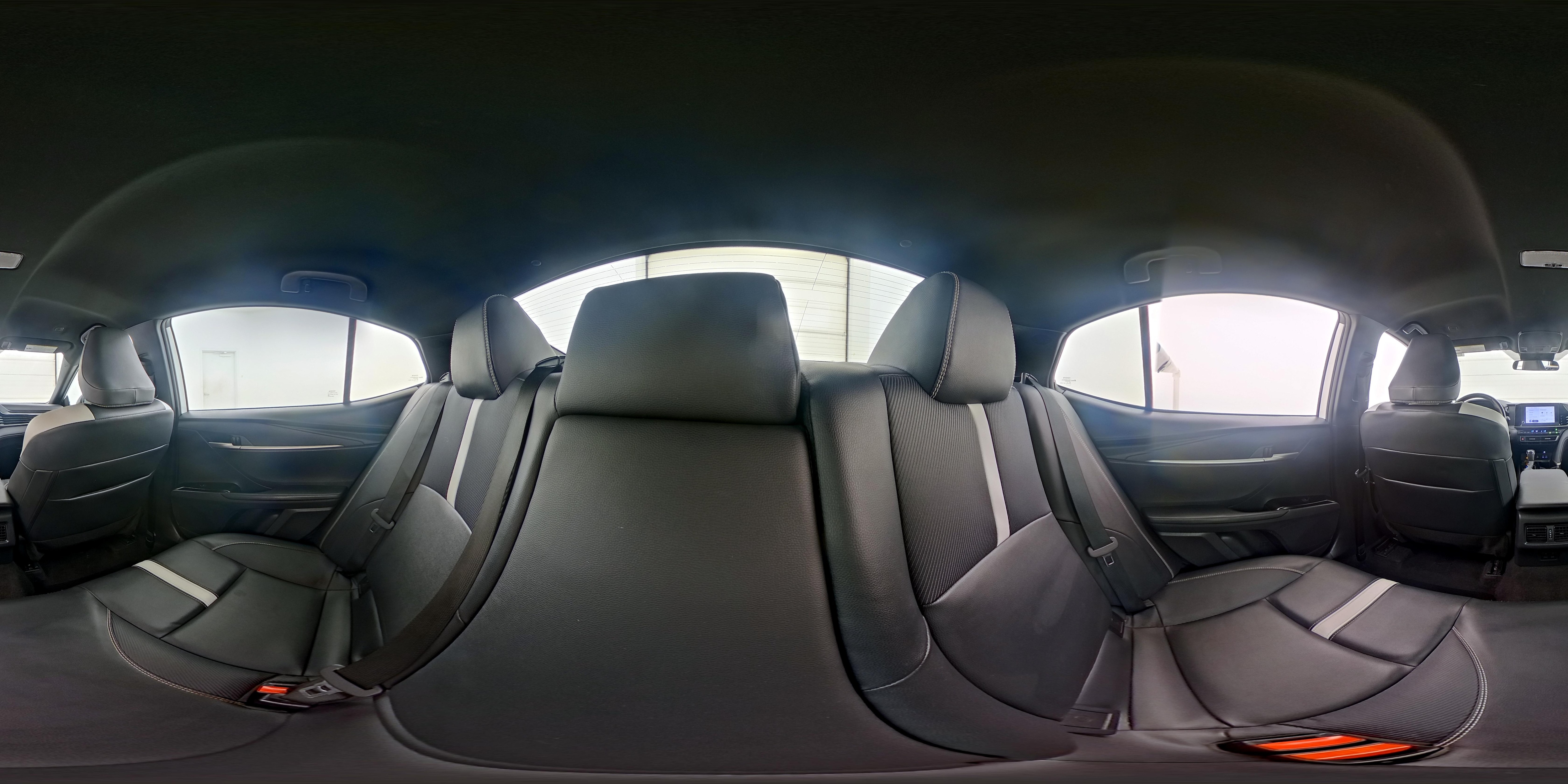 2025 Toyota Camry SE - Photo 26